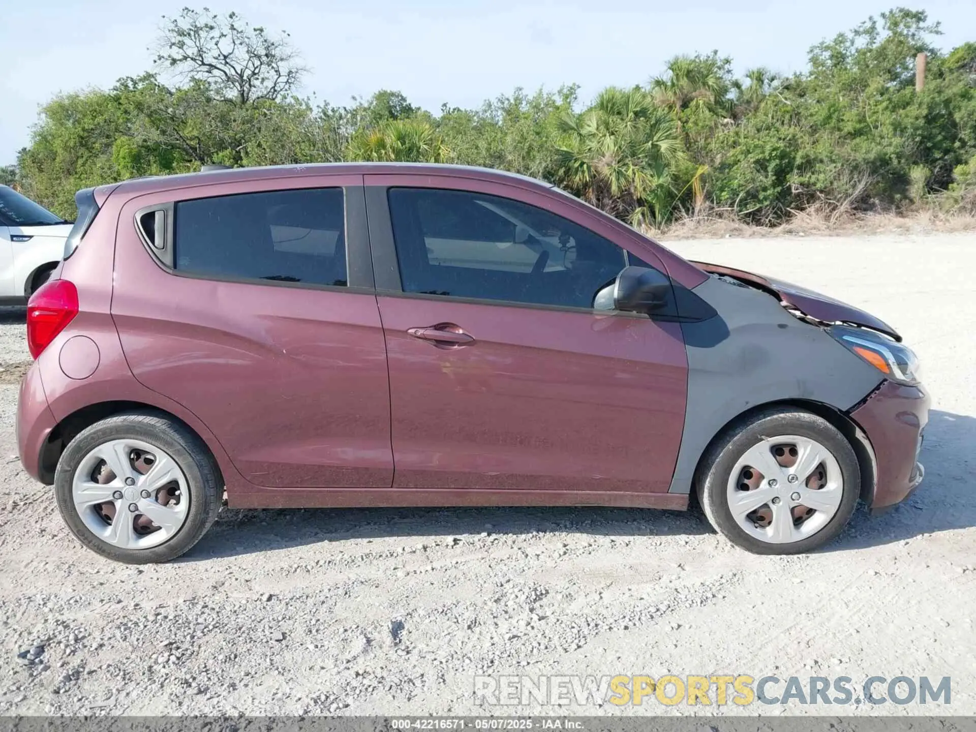 13 Фотография поврежденного автомобиля KL8CB6SA9LC465016 CHEVROLET SPARK 2020