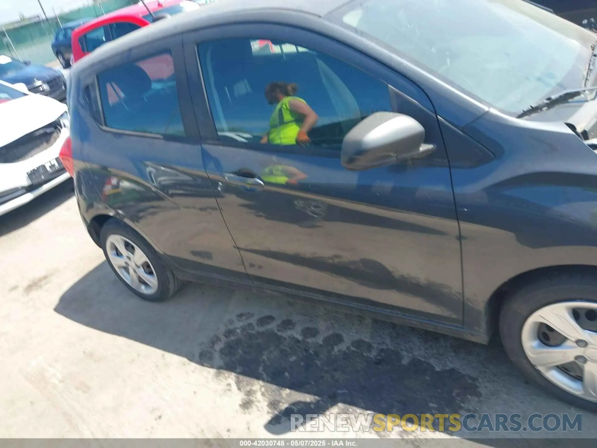 13 Фотография поврежденного автомобиля KL8CB6SA9LC468918 CHEVROLET SPARK 2020
