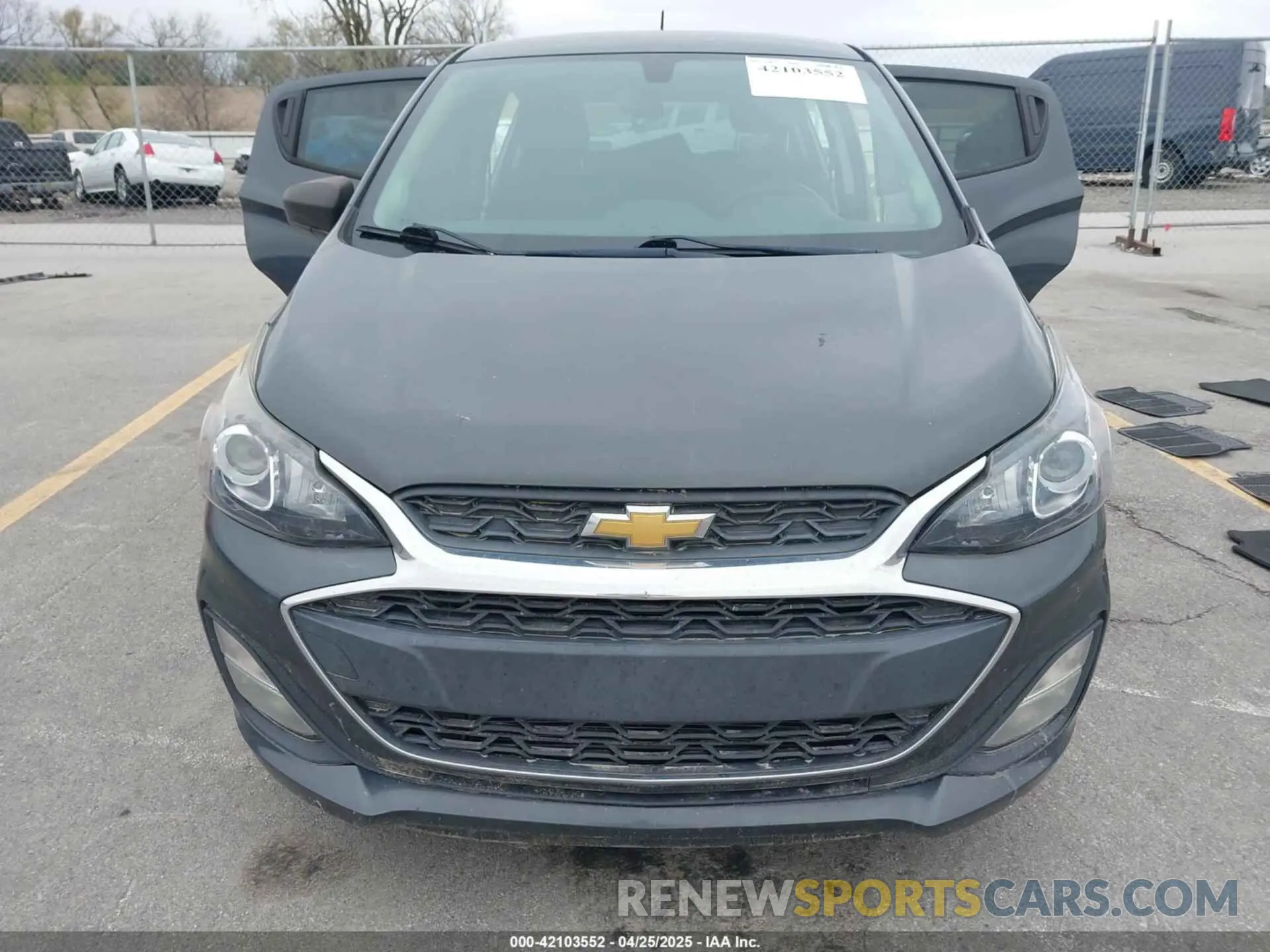12 Фотография поврежденного автомобиля KL8CB6SA9LC473908 CHEVROLET SPARK 2020