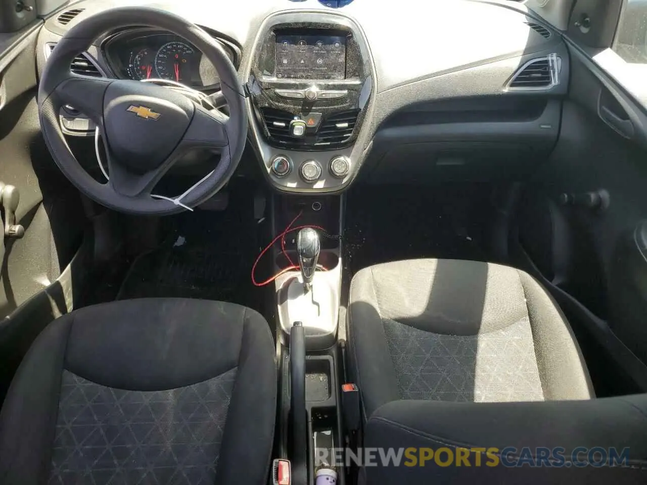 8 Photograph of a damaged car KL8CB6SAXLC421252 CHEVROLET SPARK 2020