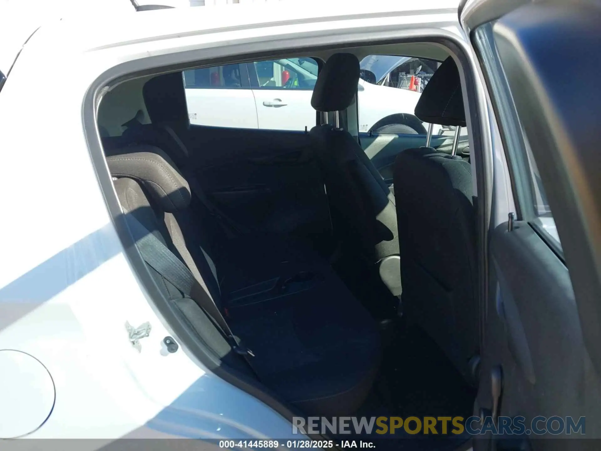 8 Photograph of a damaged car KL8CB6SAXLC428184 CHEVROLET SPARK 2020