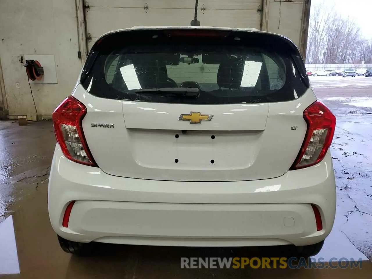 6 Фотография поврежденного автомобиля KL8CD6SA0LC447286 CHEVROLET SPARK 2020