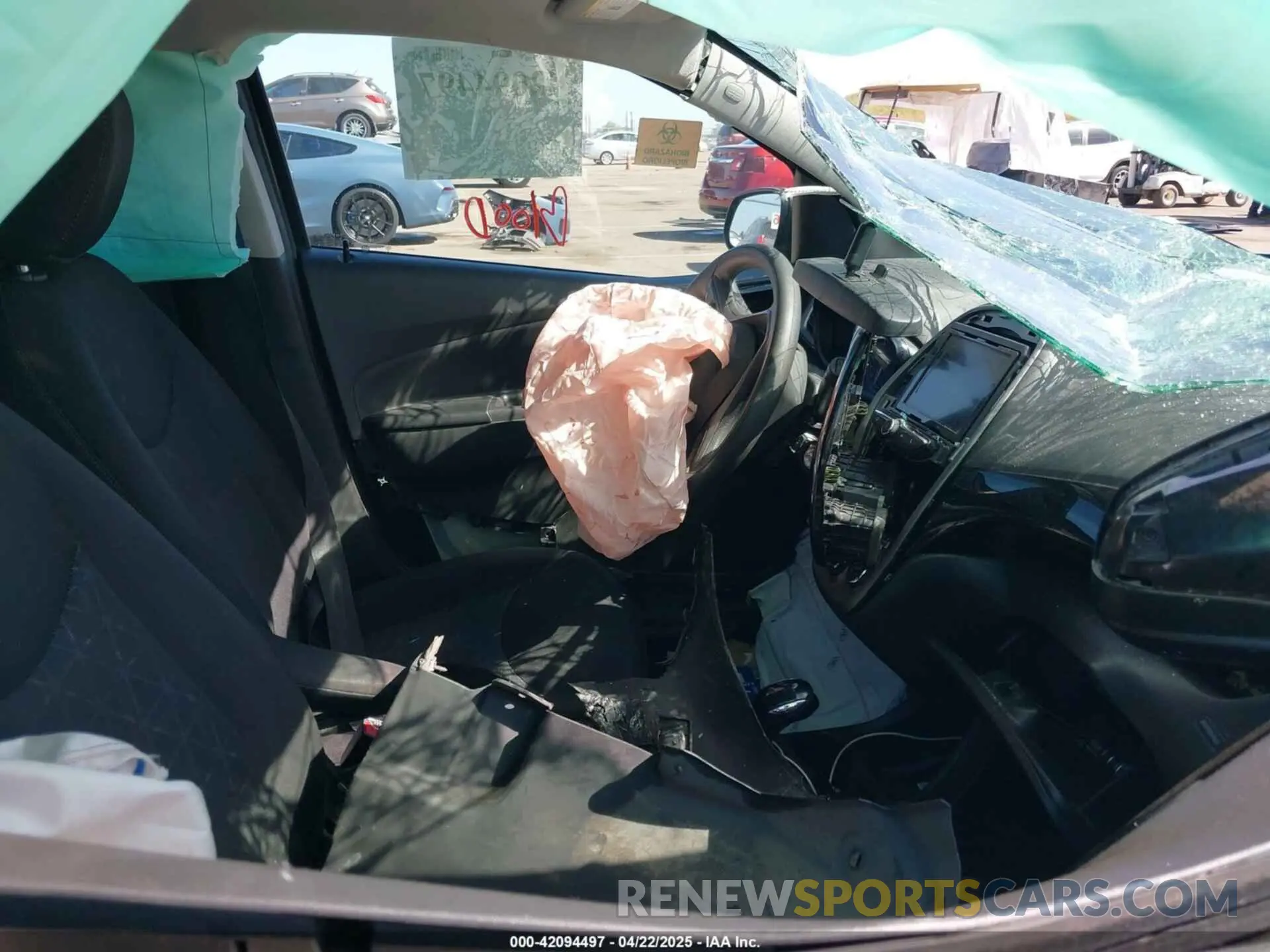 5 Photograph of a damaged car KL8CD6SA0LC447479 CHEVROLET SPARK 2020