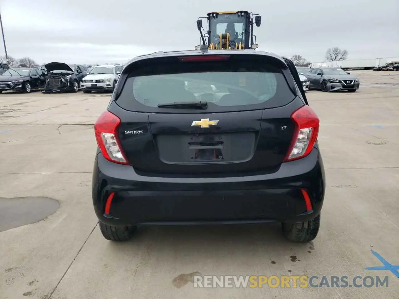 6 Photograph of a damaged car KL8CD6SA1LC444011 CHEVROLET SPARK 2020