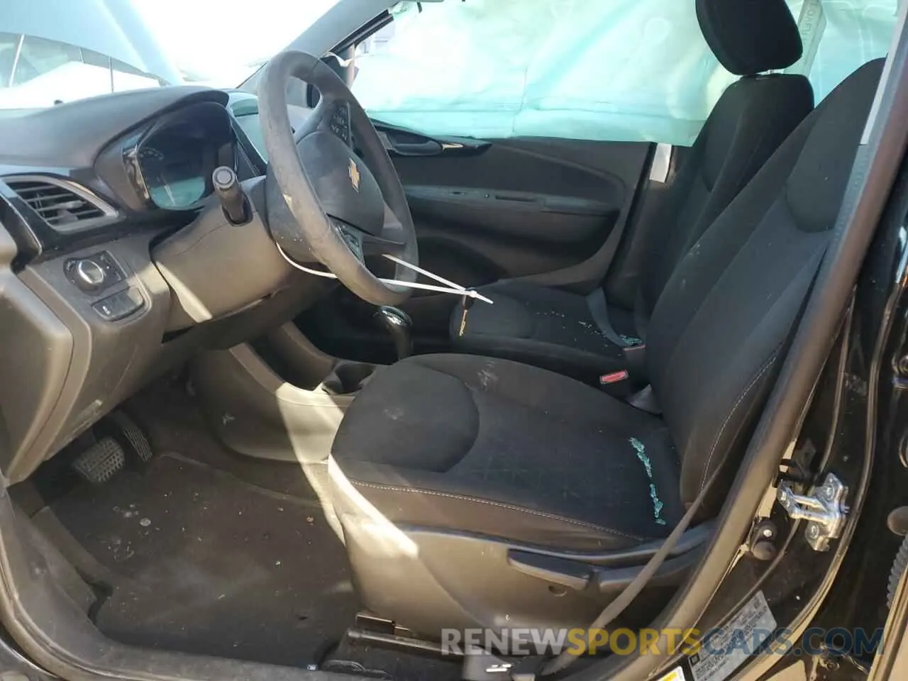7 Photograph of a damaged car KL8CD6SA1LC444011 CHEVROLET SPARK 2020