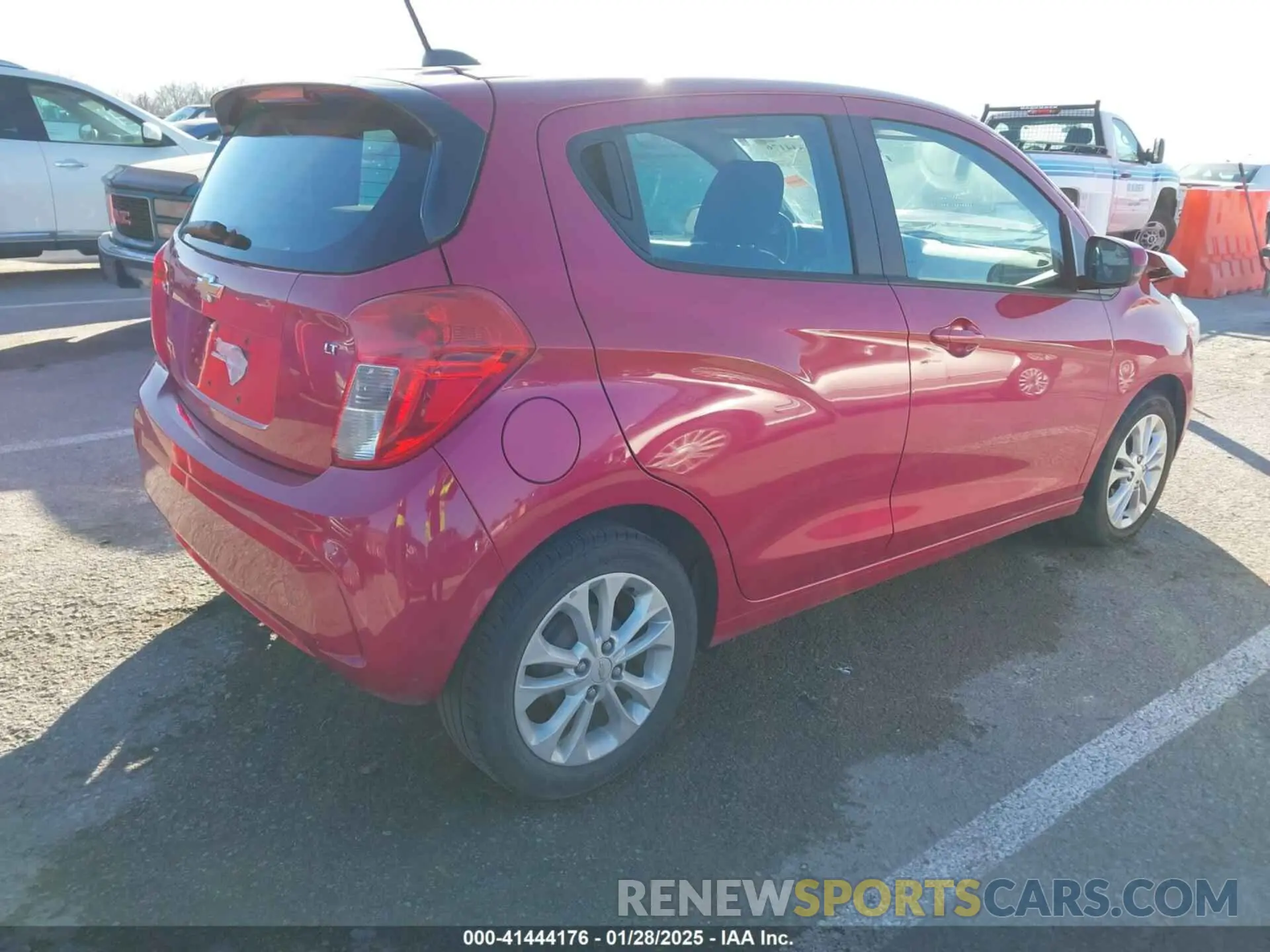 4 Photograph of a damaged car KL8CD6SA1LC451816 CHEVROLET SPARK 2020