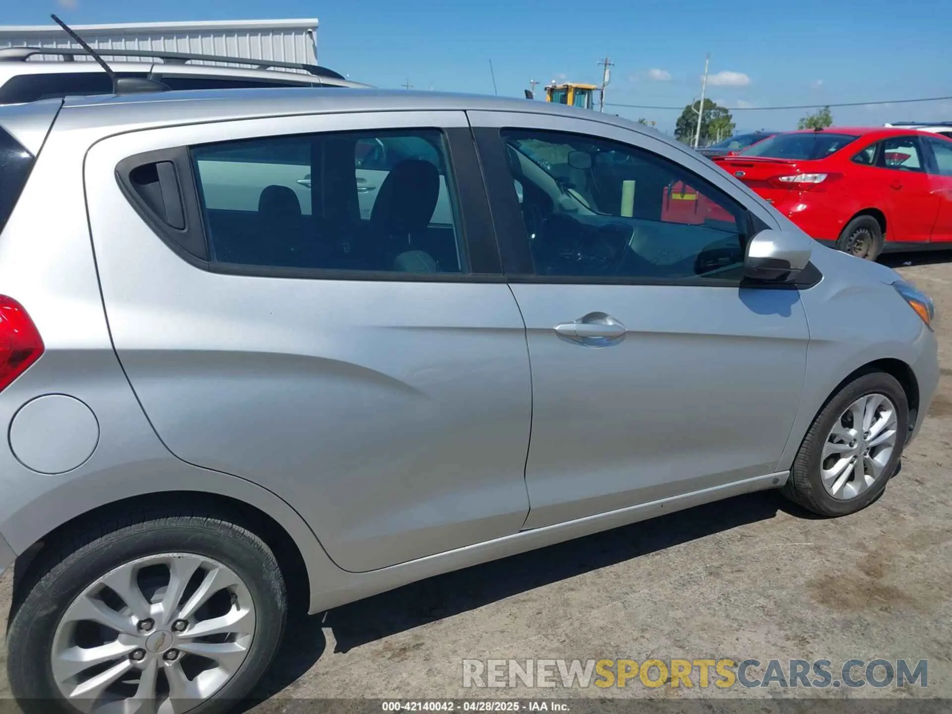 13 Фотография поврежденного автомобиля KL8CD6SA2LC432031 CHEVROLET SPARK 2020