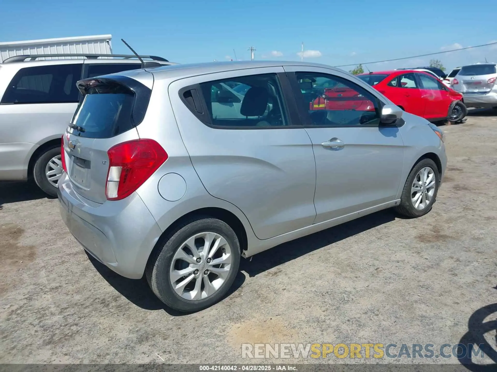 4 Фотография поврежденного автомобиля KL8CD6SA2LC432031 CHEVROLET SPARK 2020