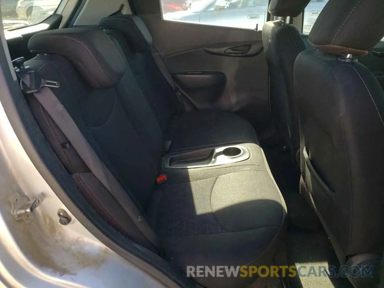 11 Photograph of a damaged car KL8CD6SA2LC448116 CHEVROLET SPARK 2020