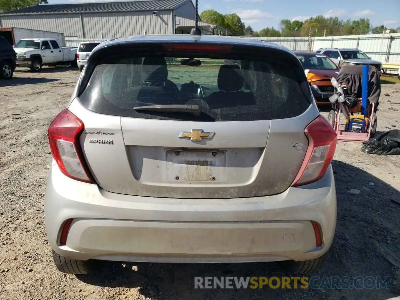6 Photograph of a damaged car KL8CD6SA2LC448116 CHEVROLET SPARK 2020