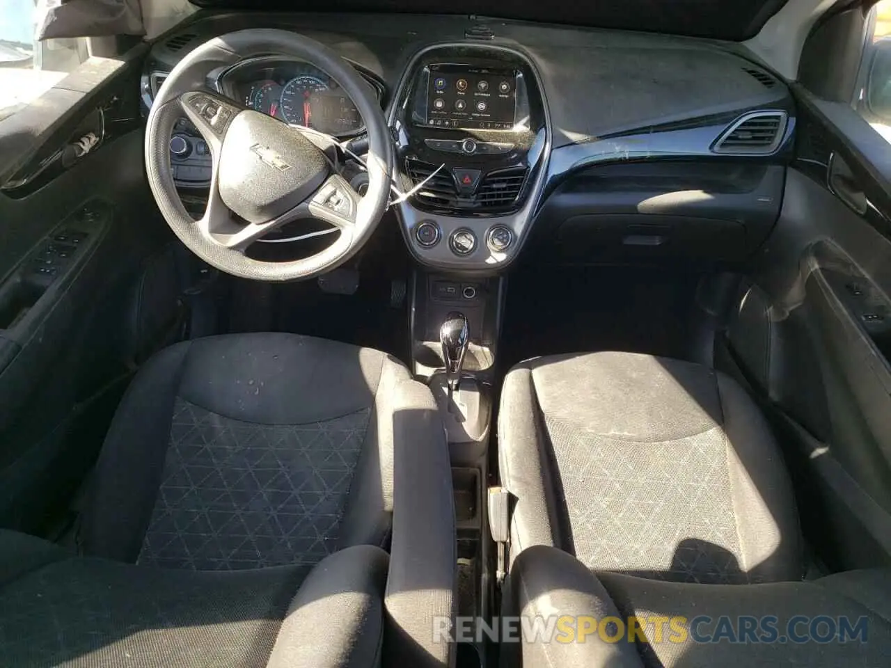 8 Photograph of a damaged car KL8CD6SA2LC448116 CHEVROLET SPARK 2020