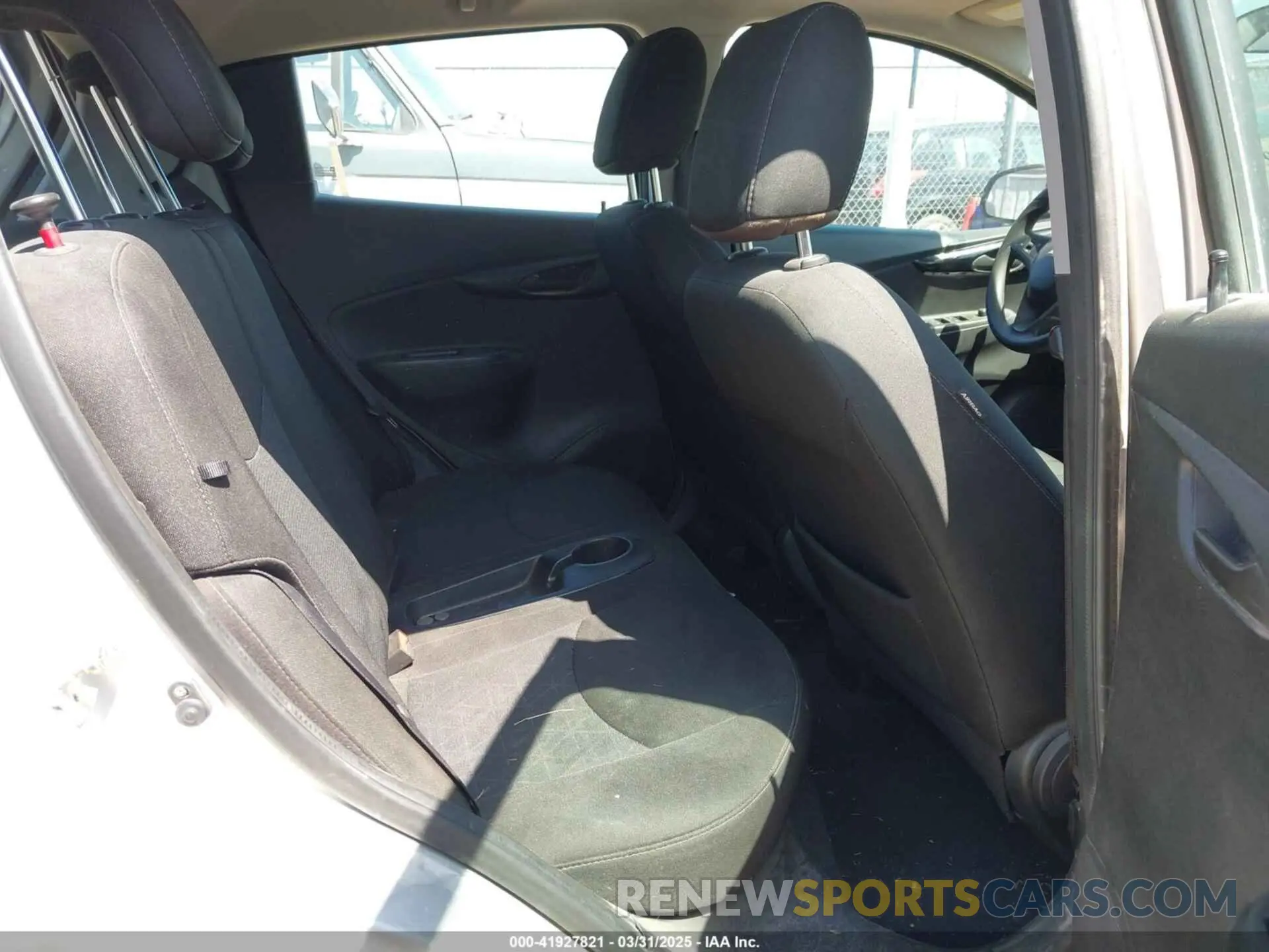8 Photograph of a damaged car KL8CD6SA2LC450366 CHEVROLET SPARK 2020