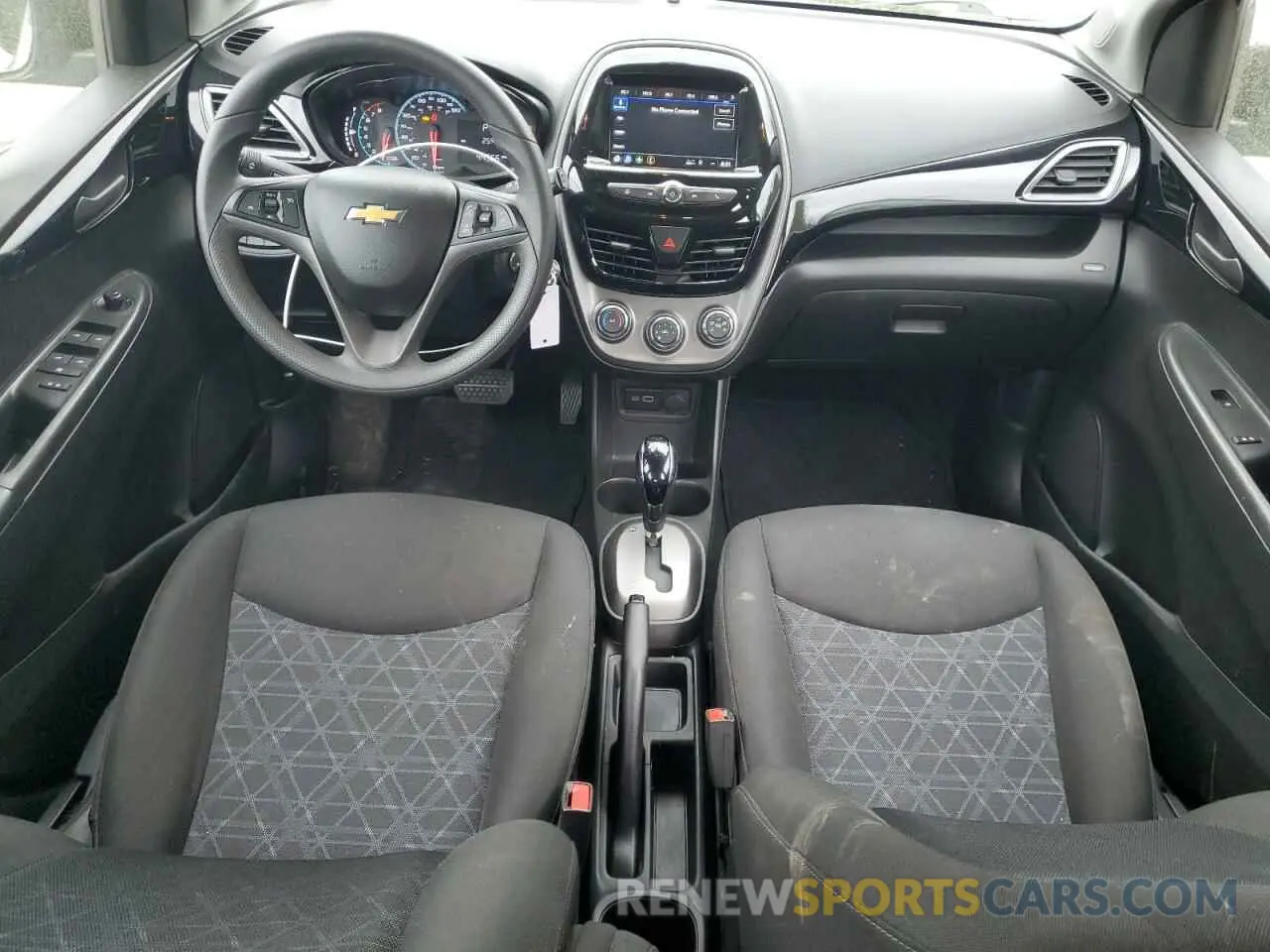 9 Фотография поврежденного автомобиля KL8CD6SA3LC408613 CHEVROLET SPARK 2020