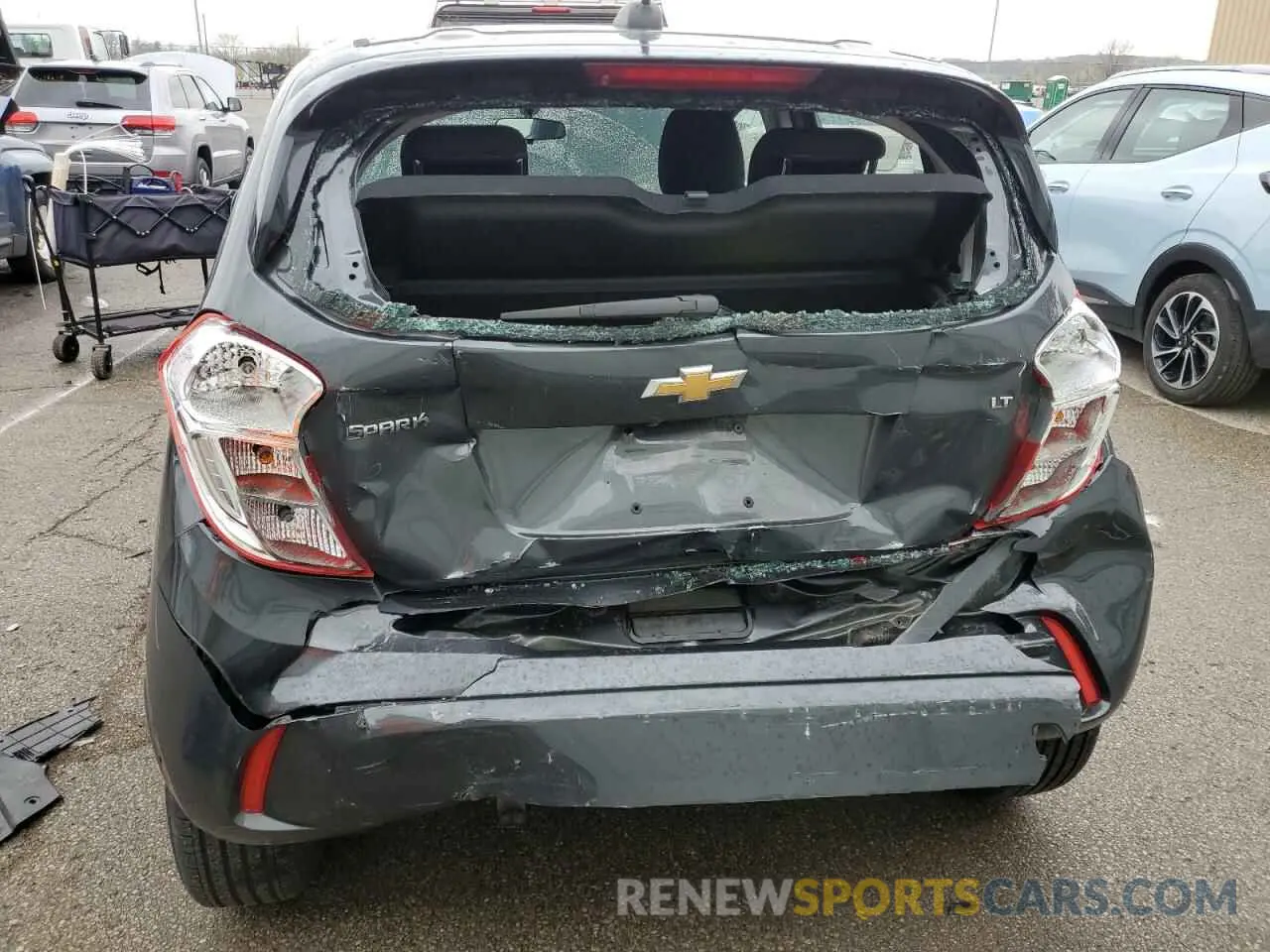 6 Photograph of a damaged car KL8CD6SA3LC412922 CHEVROLET SPARK 2020