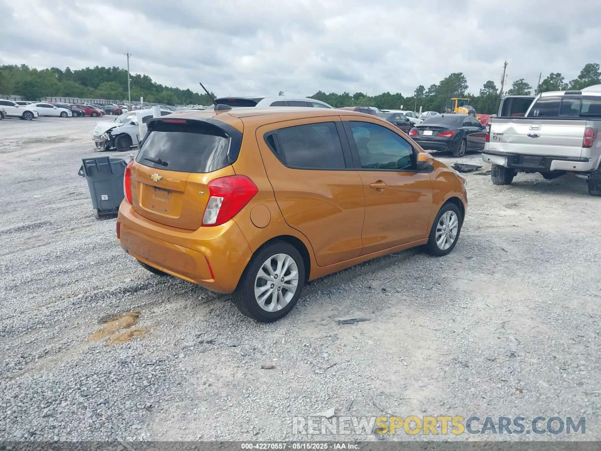 4 Фотография поврежденного автомобиля KL8CD6SA3LC446097 CHEVROLET SPARK 2020