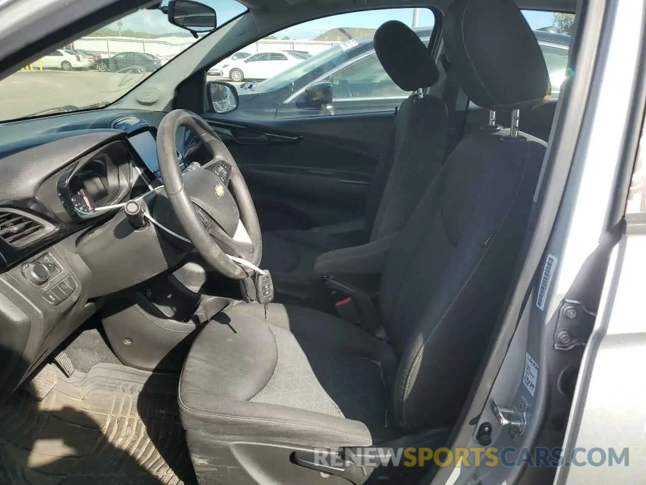 7 Photograph of a damaged car KL8CD6SA4LC428305 CHEVROLET SPARK 2020