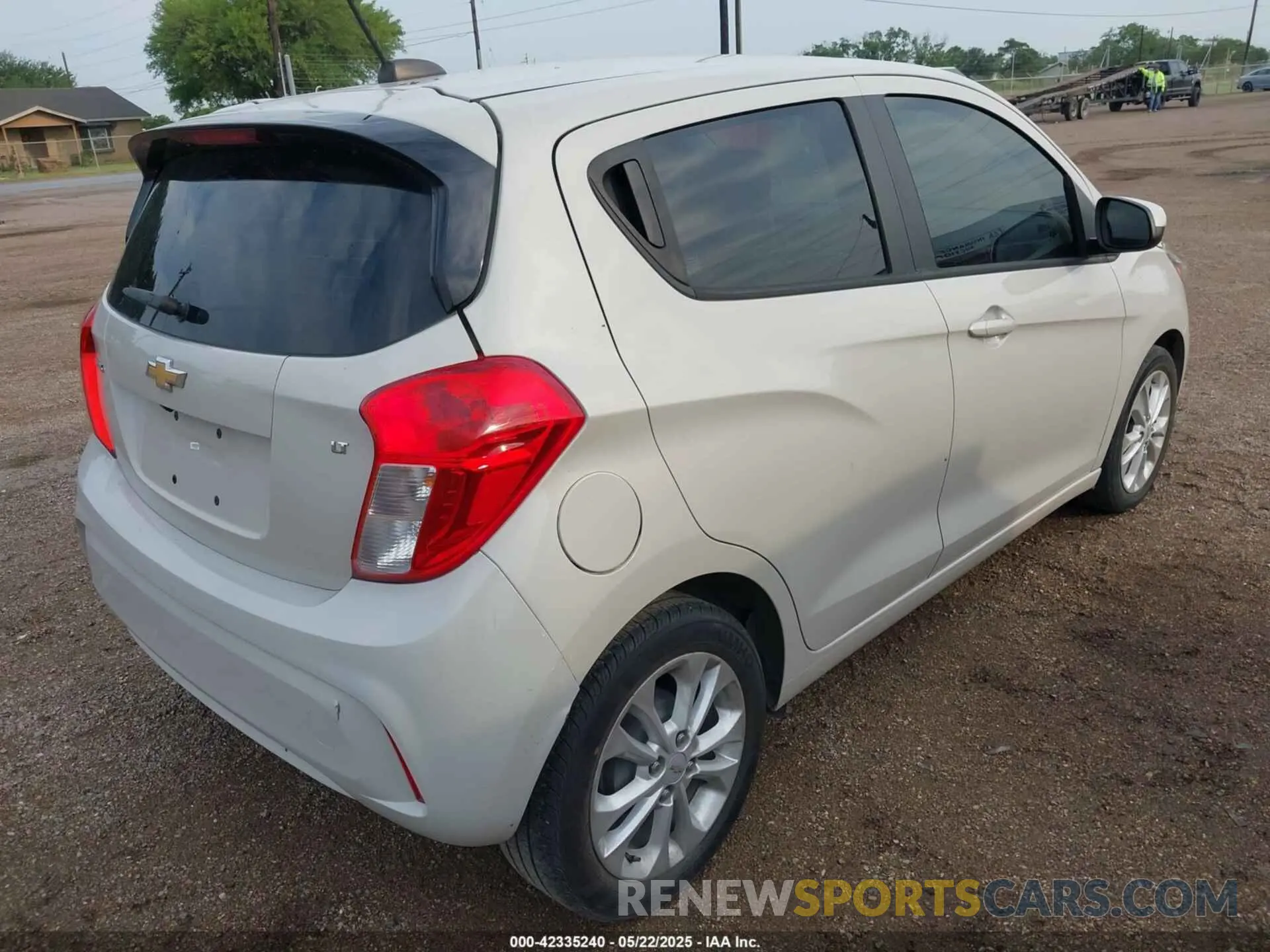 4 Фотография поврежденного автомобиля KL8CD6SA5LC445078 CHEVROLET SPARK 2020
