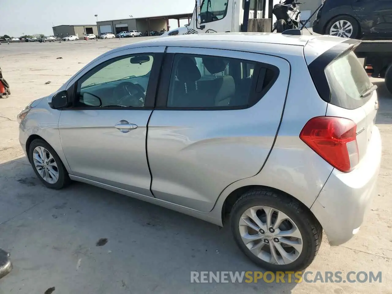 2 Фотография поврежденного автомобиля KL8CD6SA5LC456338 CHEVROLET SPARK 2020