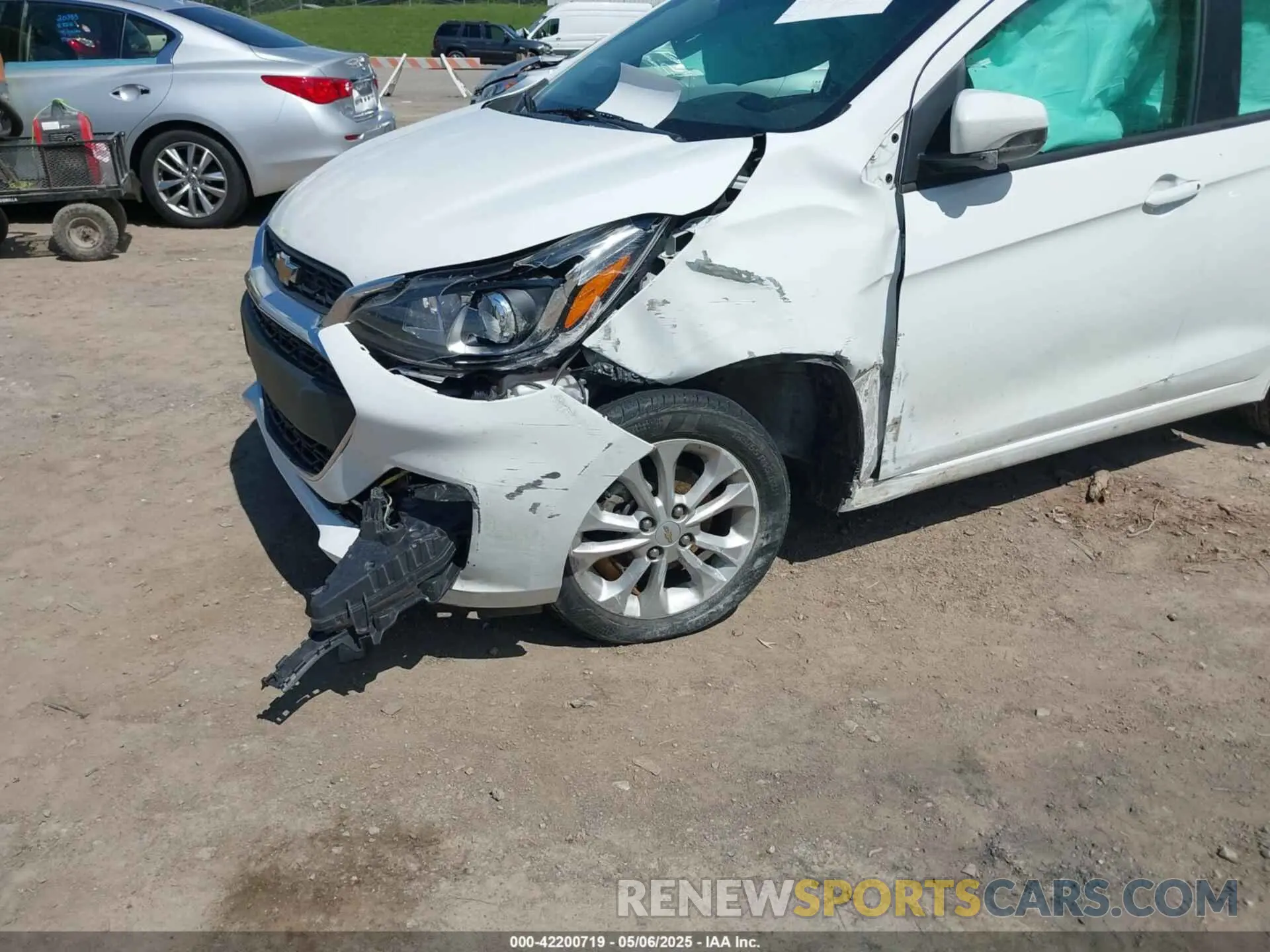 6 Photograph of a damaged car KL8CD6SA7LC419209 CHEVROLET SPARK 2020