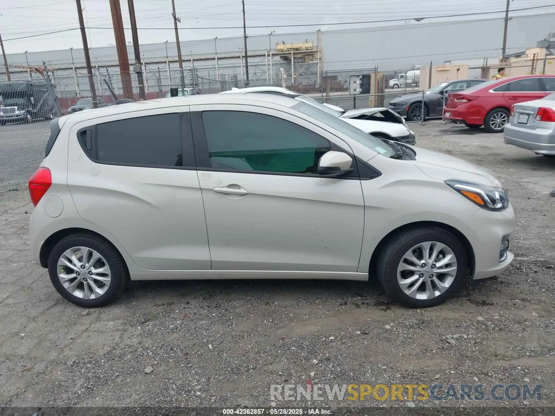 13 Фотография поврежденного автомобиля KL8CD6SA8LC448282 CHEVROLET SPARK 2020