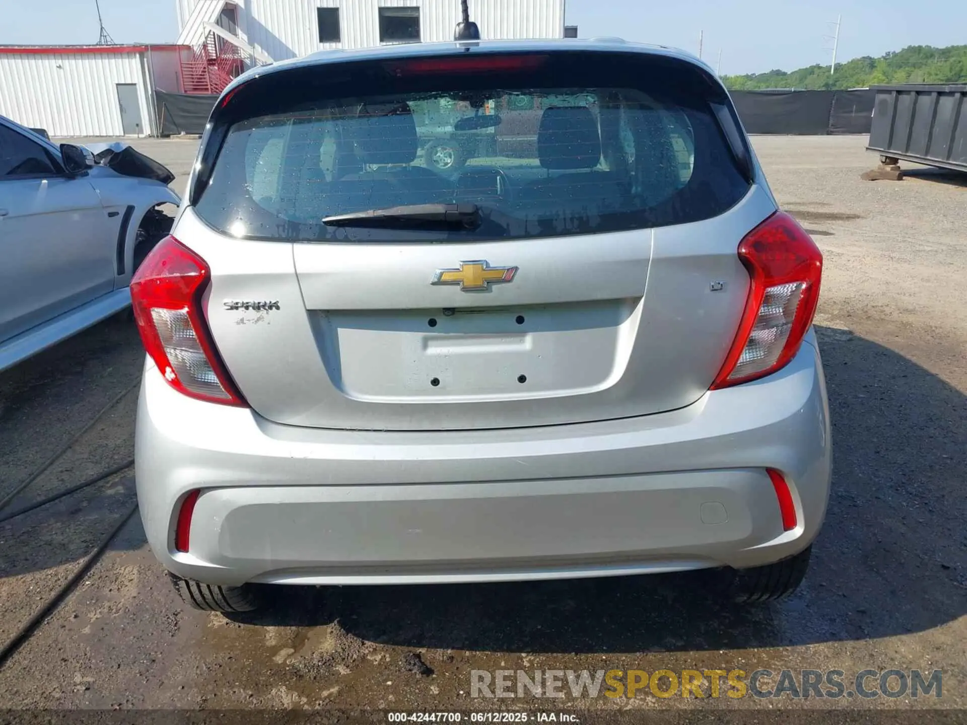 17 Photograph of a damaged car KL8CD6SA9LC416697 CHEVROLET SPARK 2020