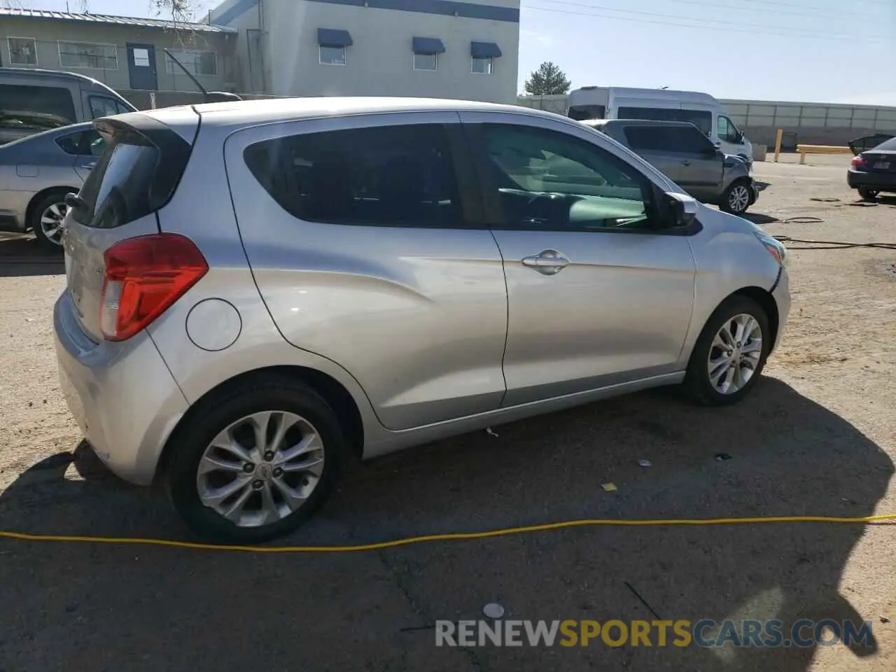 3 Фотография поврежденного автомобиля KL8CD6SAXLC428339 CHEVROLET SPARK 2020
