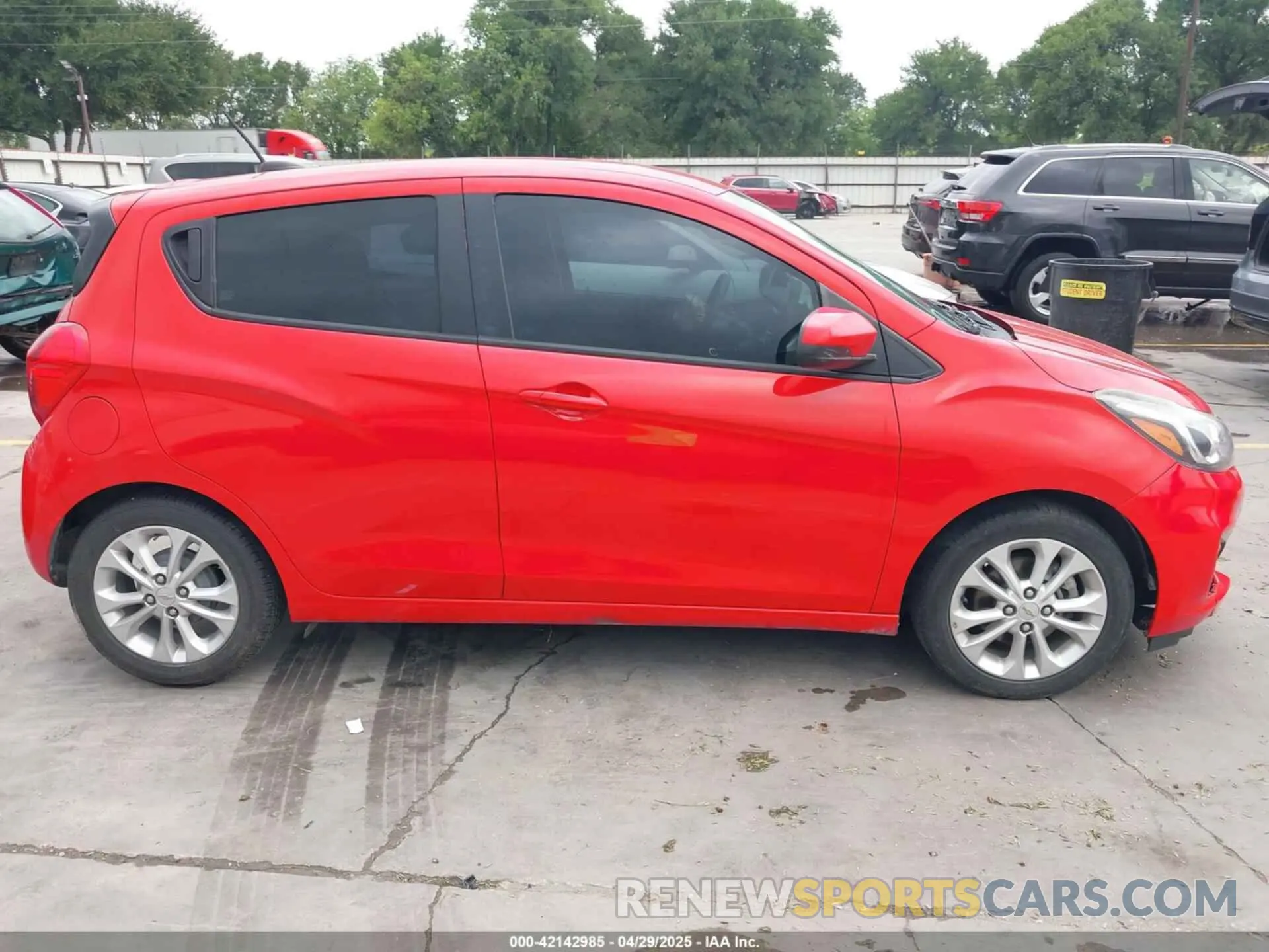 14 Photograph of a damaged car KL8CD6SAXLC442614 CHEVROLET SPARK 2020