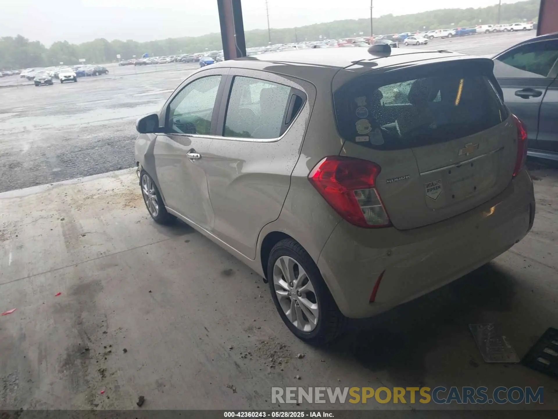3 Photograph of a damaged car KL8CF6SA9LC429072 CHEVROLET SPARK 2020