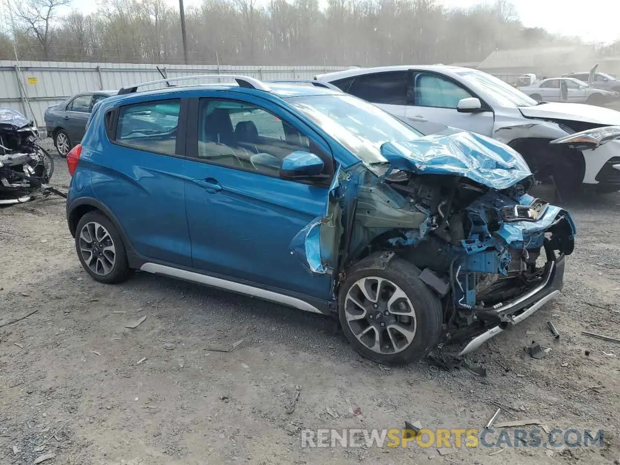 4 Фотография поврежденного автомобиля KL8CH6SA2LC449528 CHEVROLET SPARK 2020