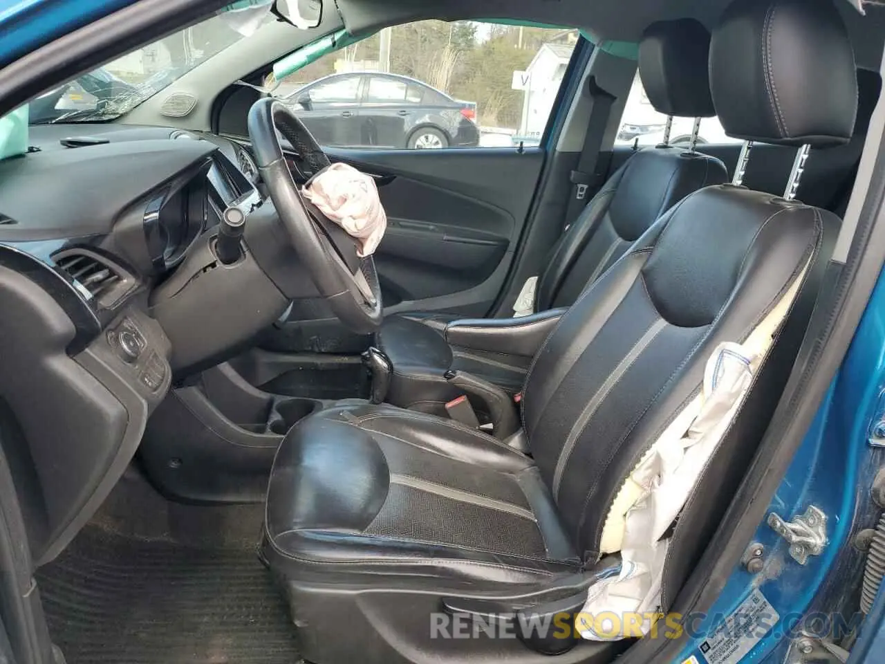 7 Фотография поврежденного автомобиля KL8CH6SA2LC449528 CHEVROLET SPARK 2020