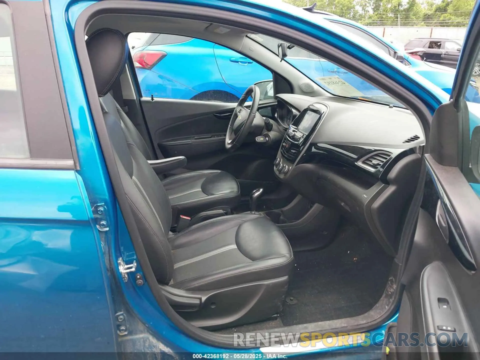 5 Фотография поврежденного автомобиля KL8CH6SA6LC412465 CHEVROLET SPARK 2020