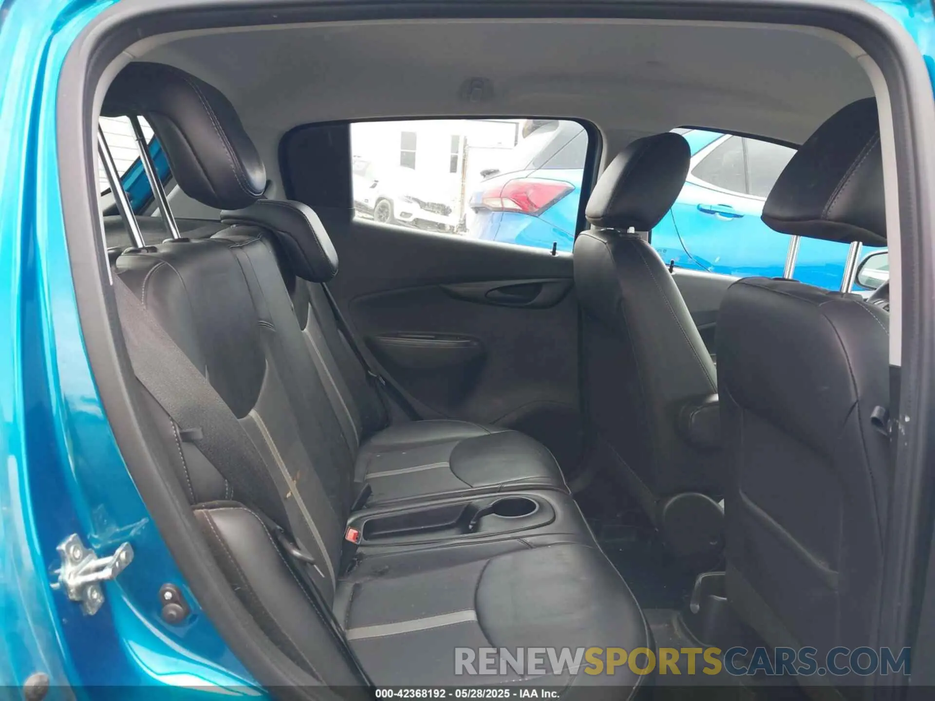 8 Фотография поврежденного автомобиля KL8CH6SA6LC412465 CHEVROLET SPARK 2020