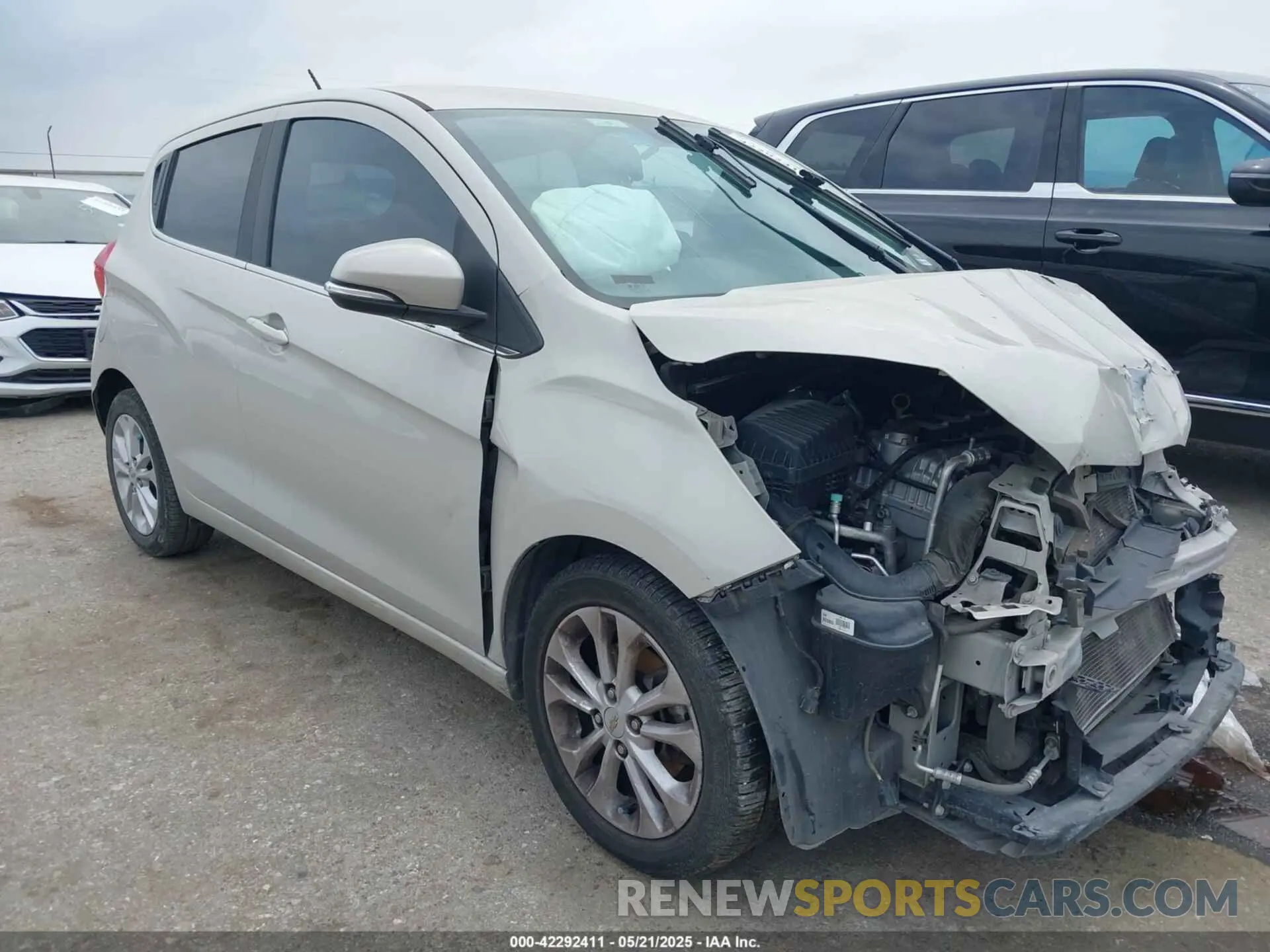 1 Photograph of a damaged car KL8CM6DA2LC473899 CHEVROLET SPARK 2020