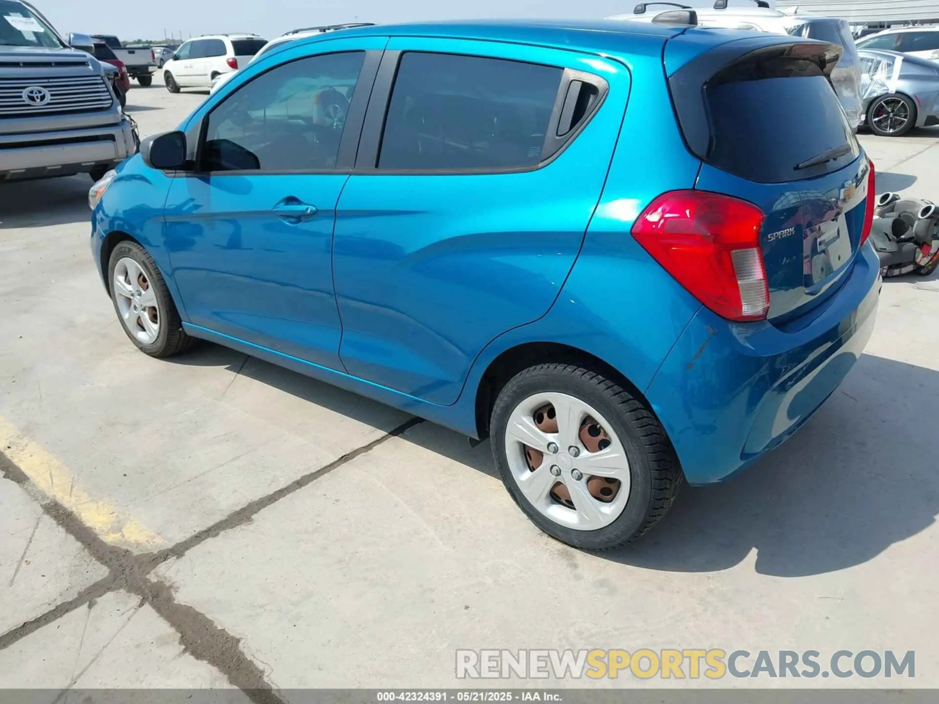 3 Photograph of a damaged car KL8CA6SA5MC716294 CHEVROLET SPARK 2021