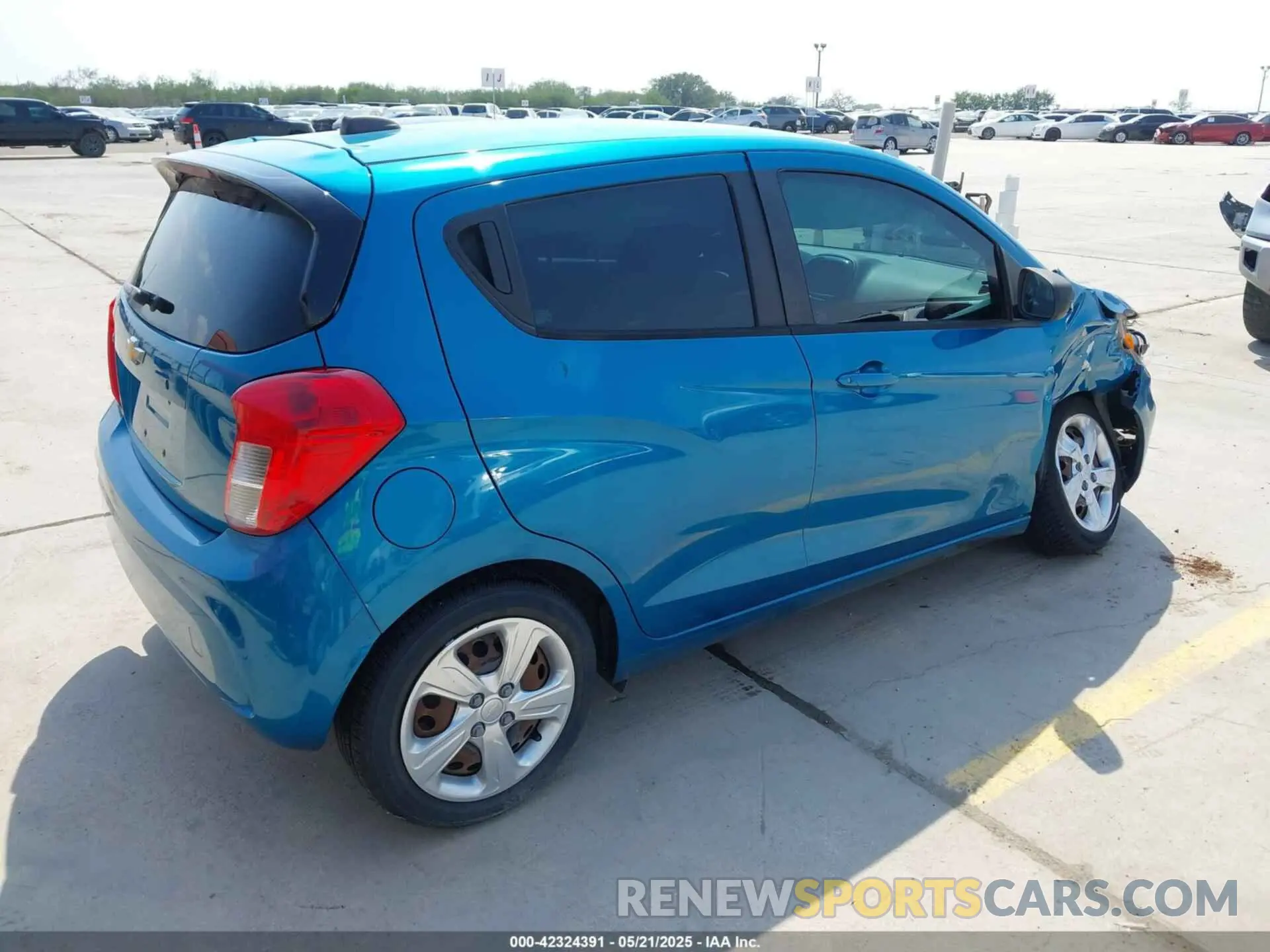 4 Photograph of a damaged car KL8CA6SA5MC716294 CHEVROLET SPARK 2021