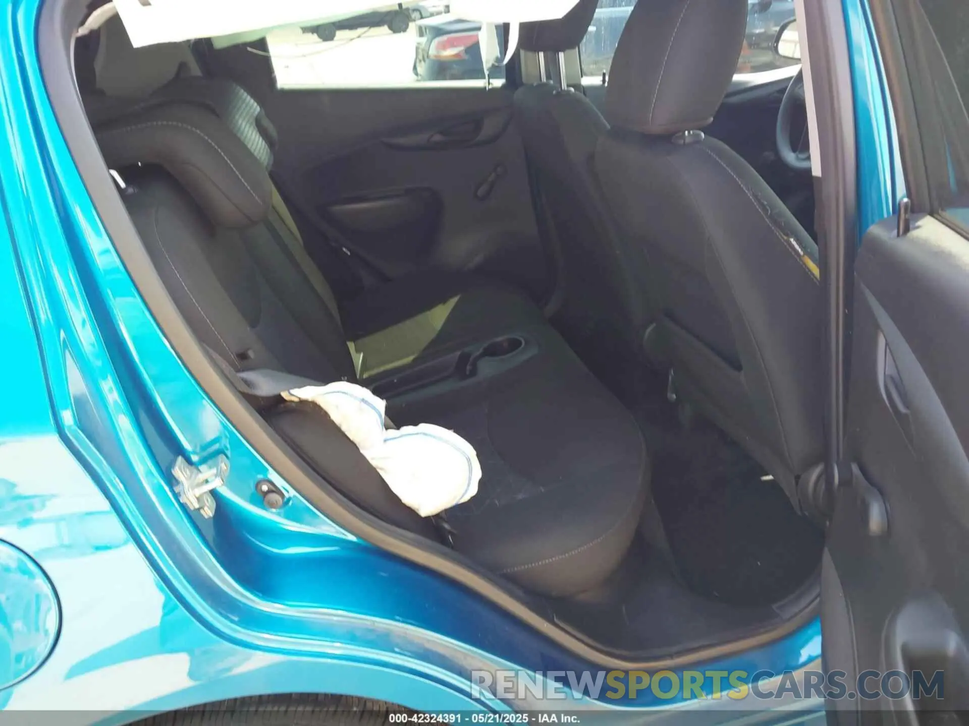 8 Photograph of a damaged car KL8CA6SA5MC716294 CHEVROLET SPARK 2021