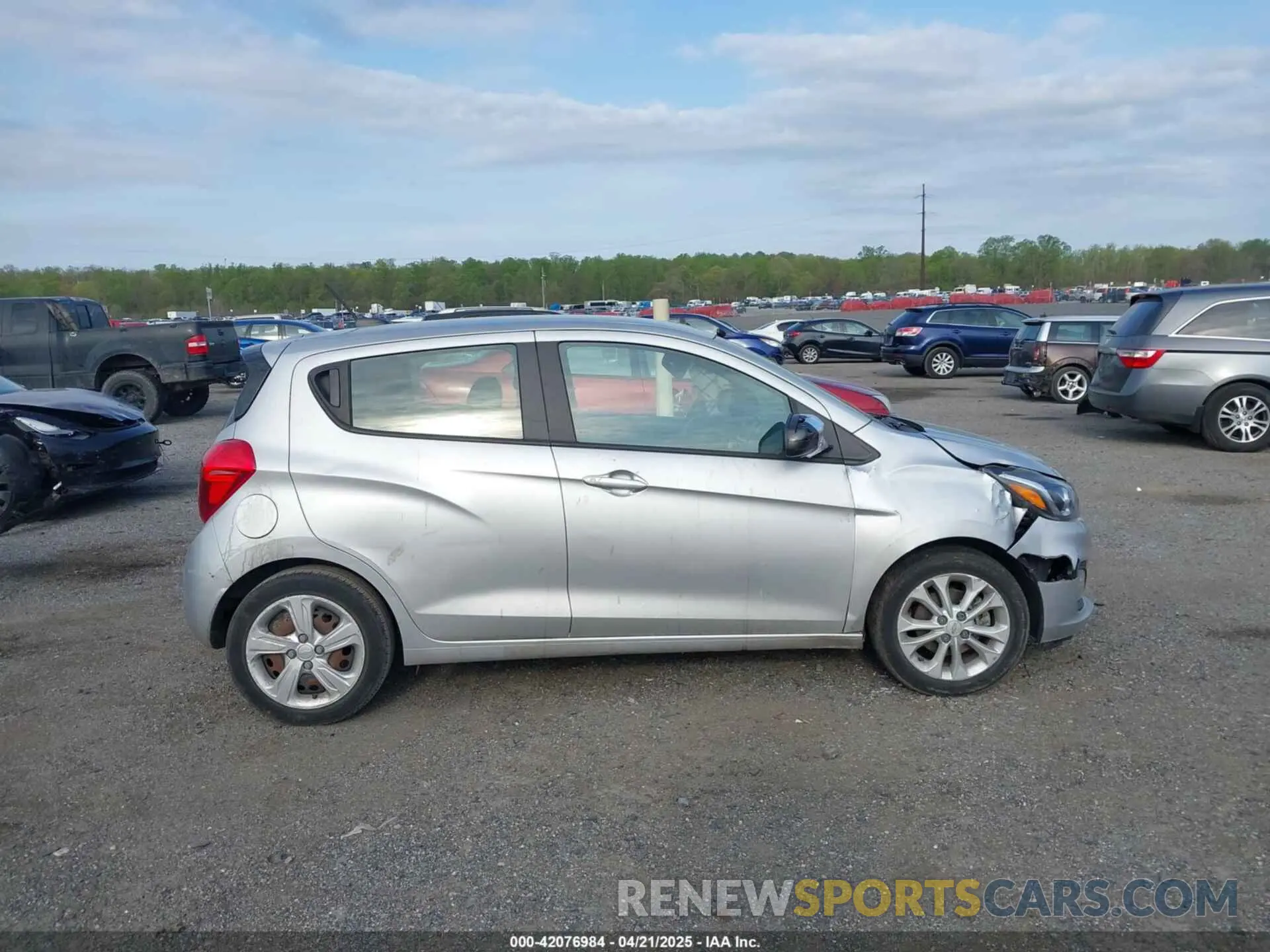 12 Фотография поврежденного автомобиля KL8CA6SAXMC711754 CHEVROLET SPARK 2021