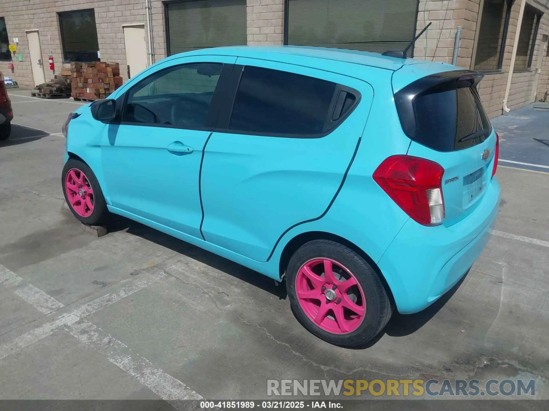 3 Фотография поврежденного автомобиля KL8CB6SA1MC228604 CHEVROLET SPARK 2021
