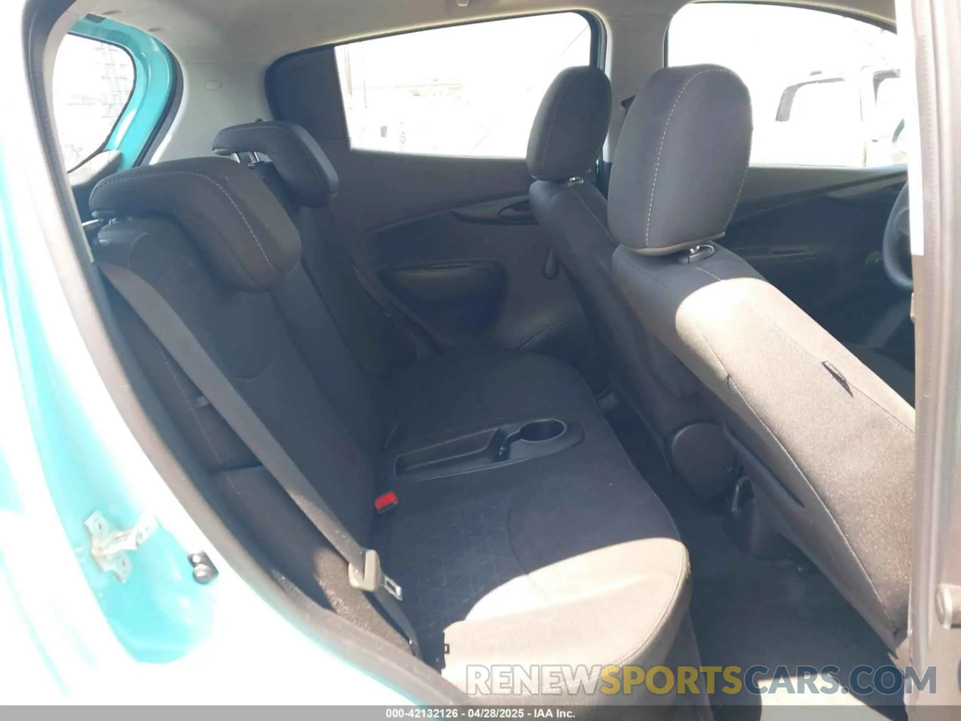 8 Photograph of a damaged car KL8CB6SA1MC710473 CHEVROLET SPARK 2021