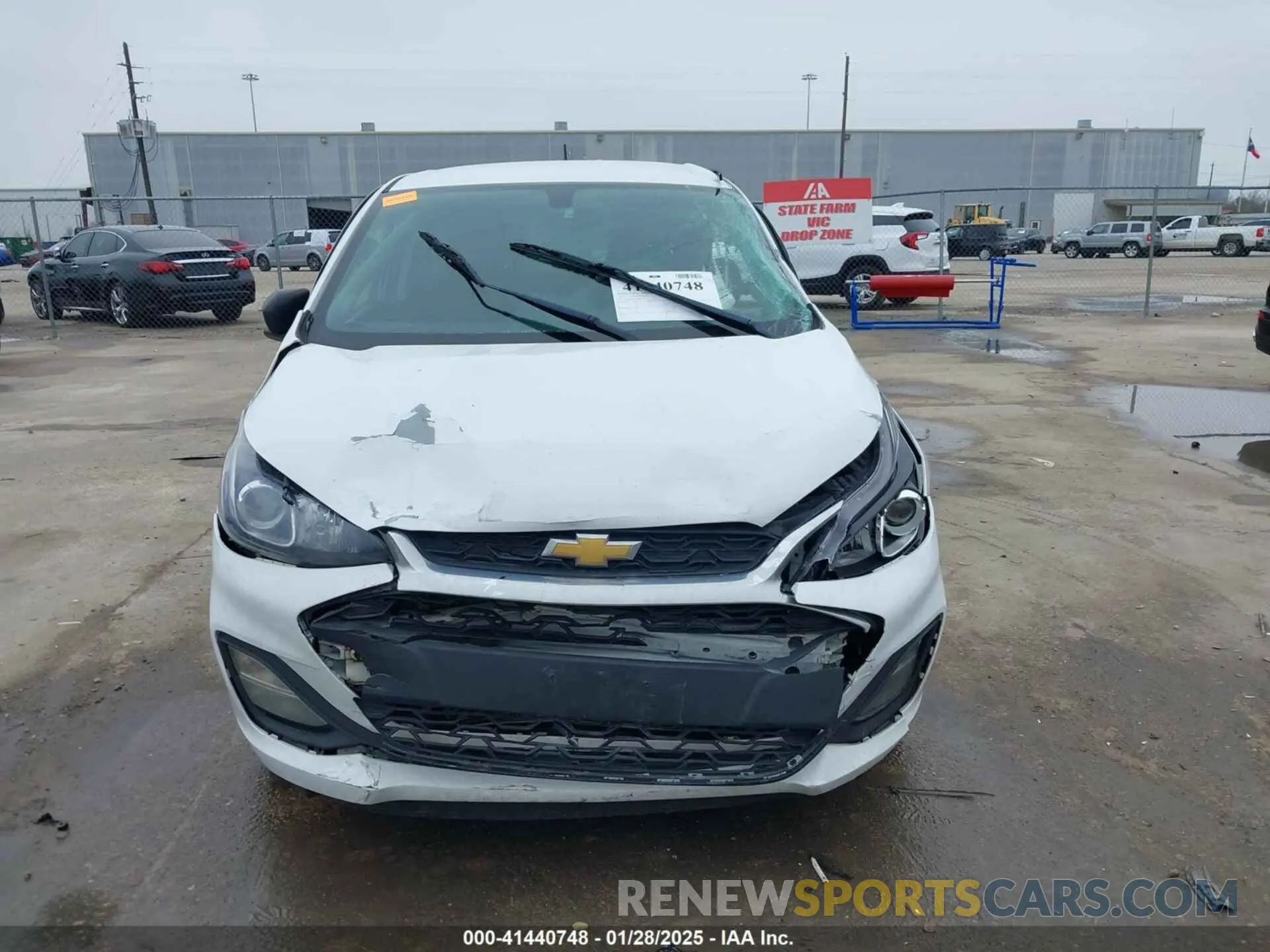 12 Фотография поврежденного автомобиля KL8CB6SA2MC723135 CHEVROLET SPARK 2021