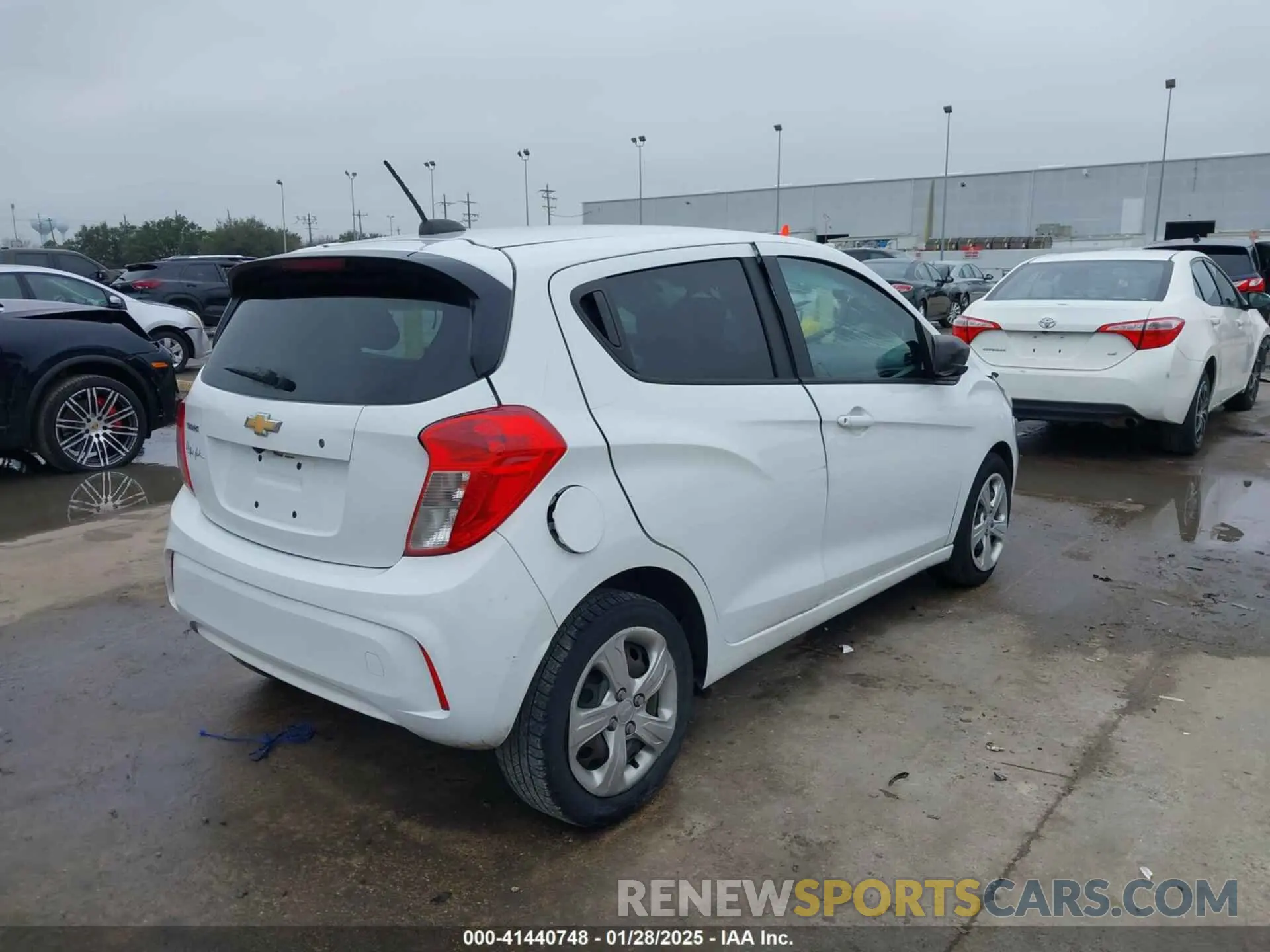 4 Фотография поврежденного автомобиля KL8CB6SA2MC723135 CHEVROLET SPARK 2021