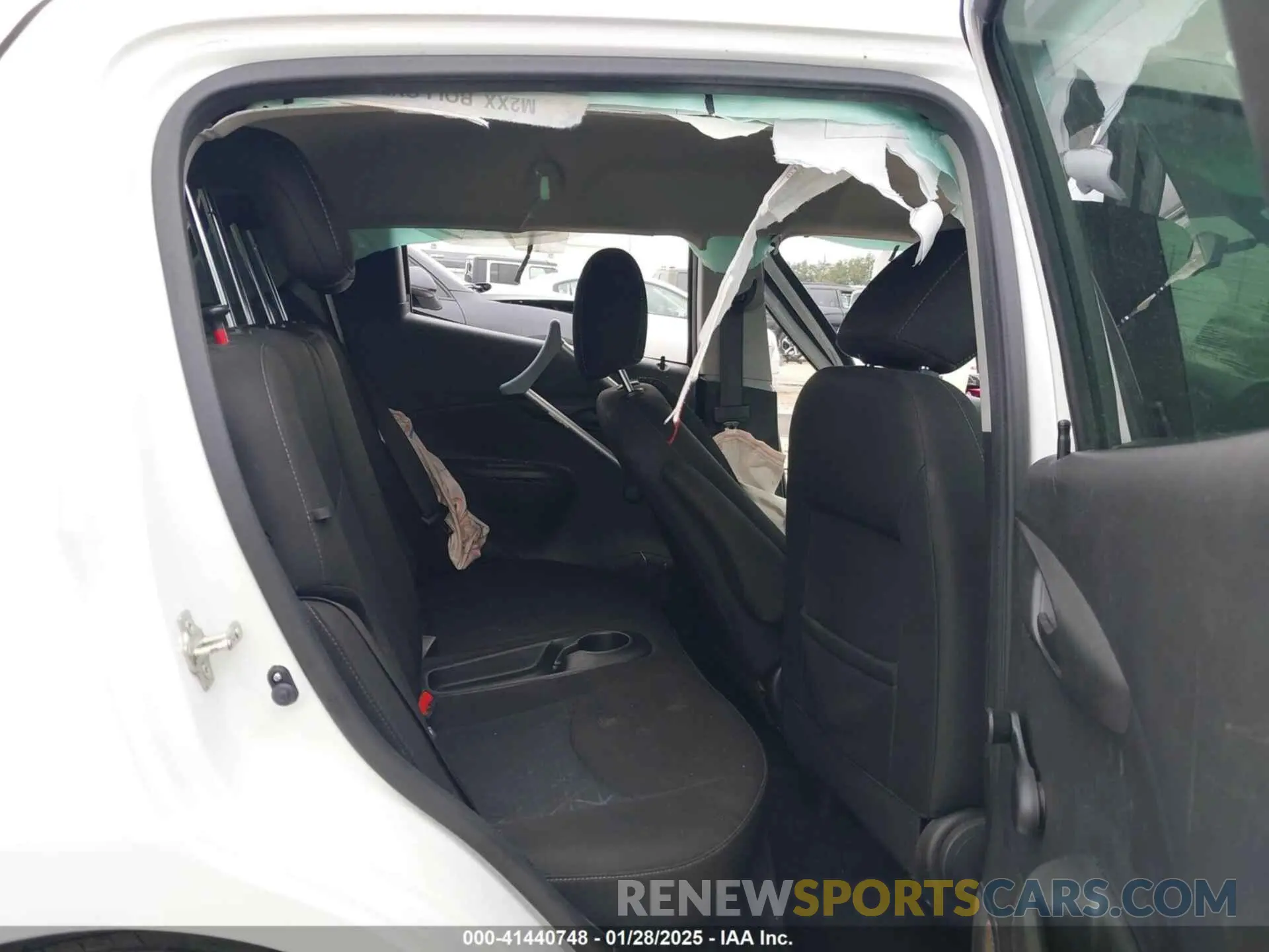 8 Фотография поврежденного автомобиля KL8CB6SA2MC723135 CHEVROLET SPARK 2021