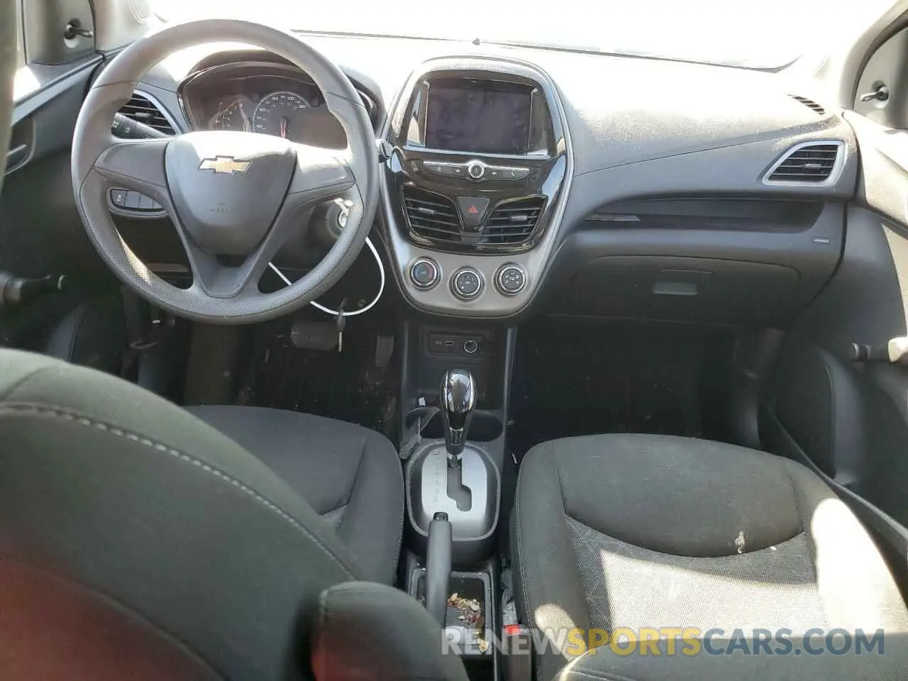 8 Фотография поврежденного автомобиля KL8CB6SA2MC741764 CHEVROLET SPARK 2021
