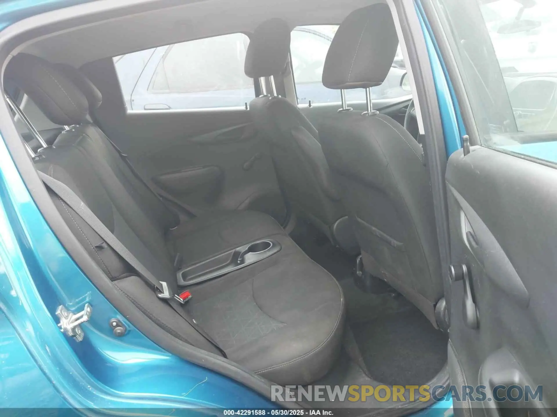 8 Photograph of a damaged car KL8CB6SA4MC702884 CHEVROLET SPARK 2021