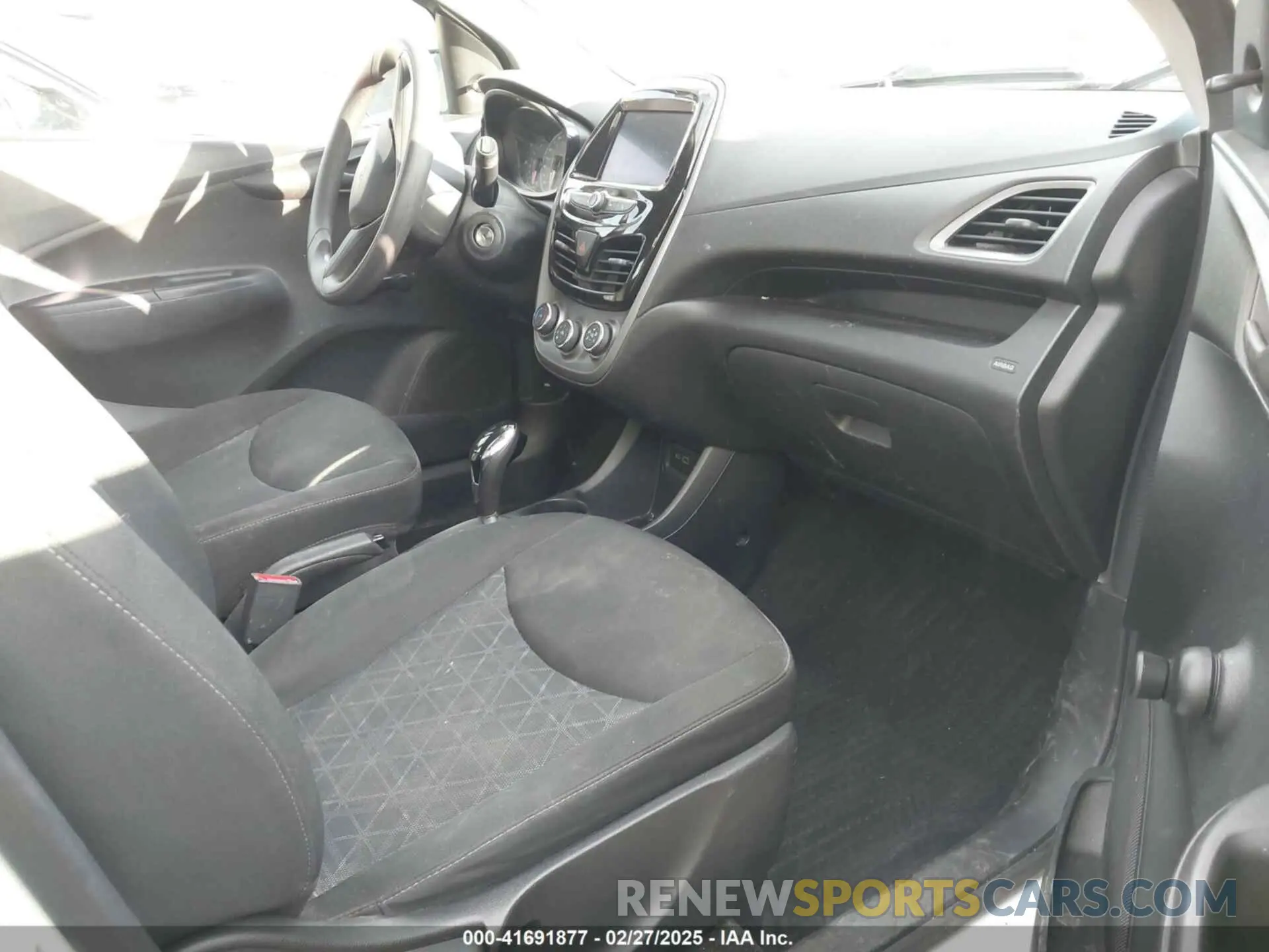 5 Photograph of a damaged car KL8CB6SA4MC723539 CHEVROLET SPARK 2021