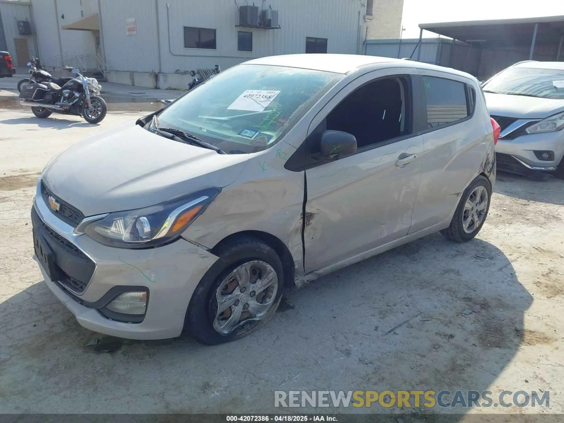 2 Фотография поврежденного автомобиля KL8CB6SA4MC742818 CHEVROLET SPARK 2021