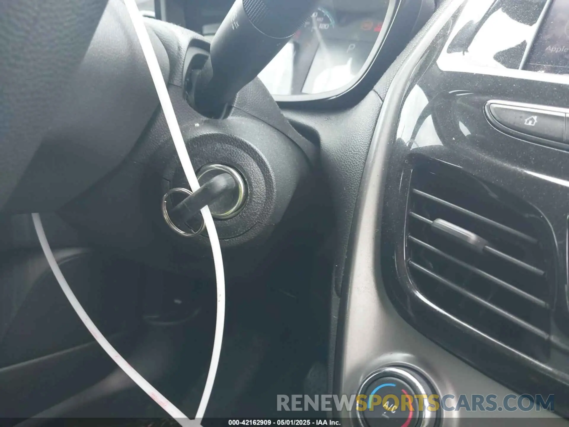 11 Photograph of a damaged car KL8CB6SA5MC227679 CHEVROLET SPARK 2021