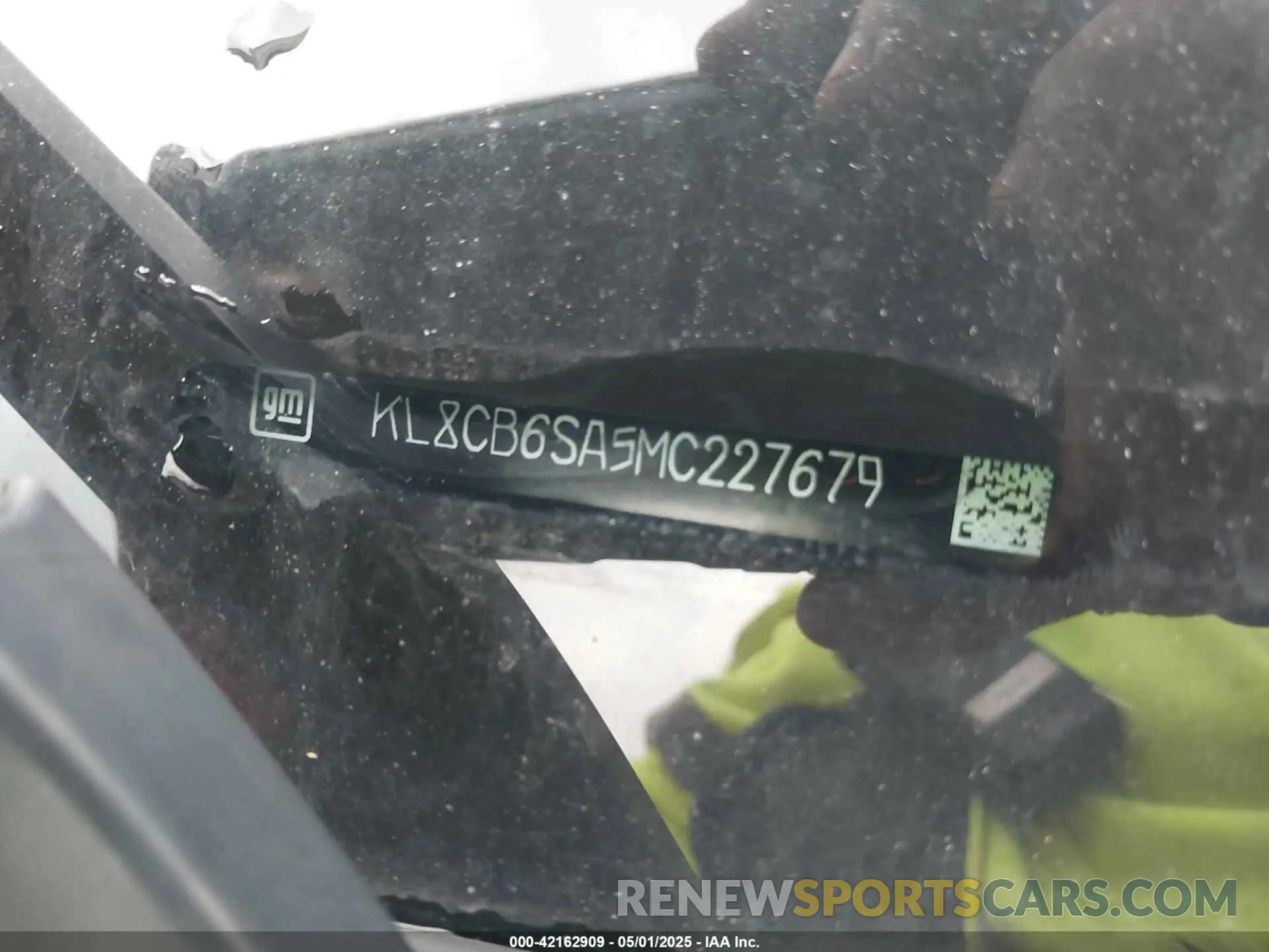 9 Photograph of a damaged car KL8CB6SA5MC227679 CHEVROLET SPARK 2021