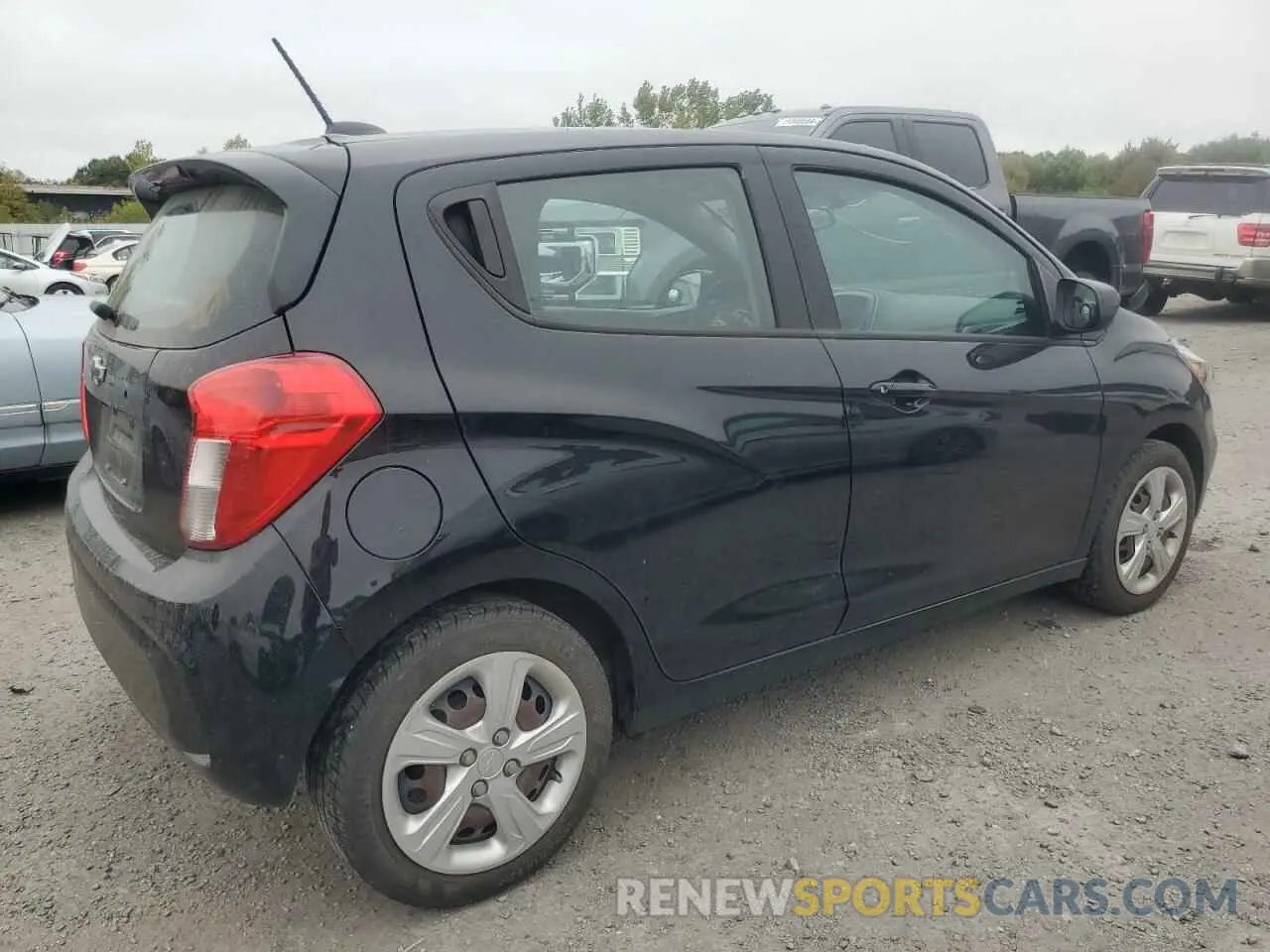 3 Photograph of a damaged car KL8CB6SA7MC226758 CHEVROLET SPARK 2021