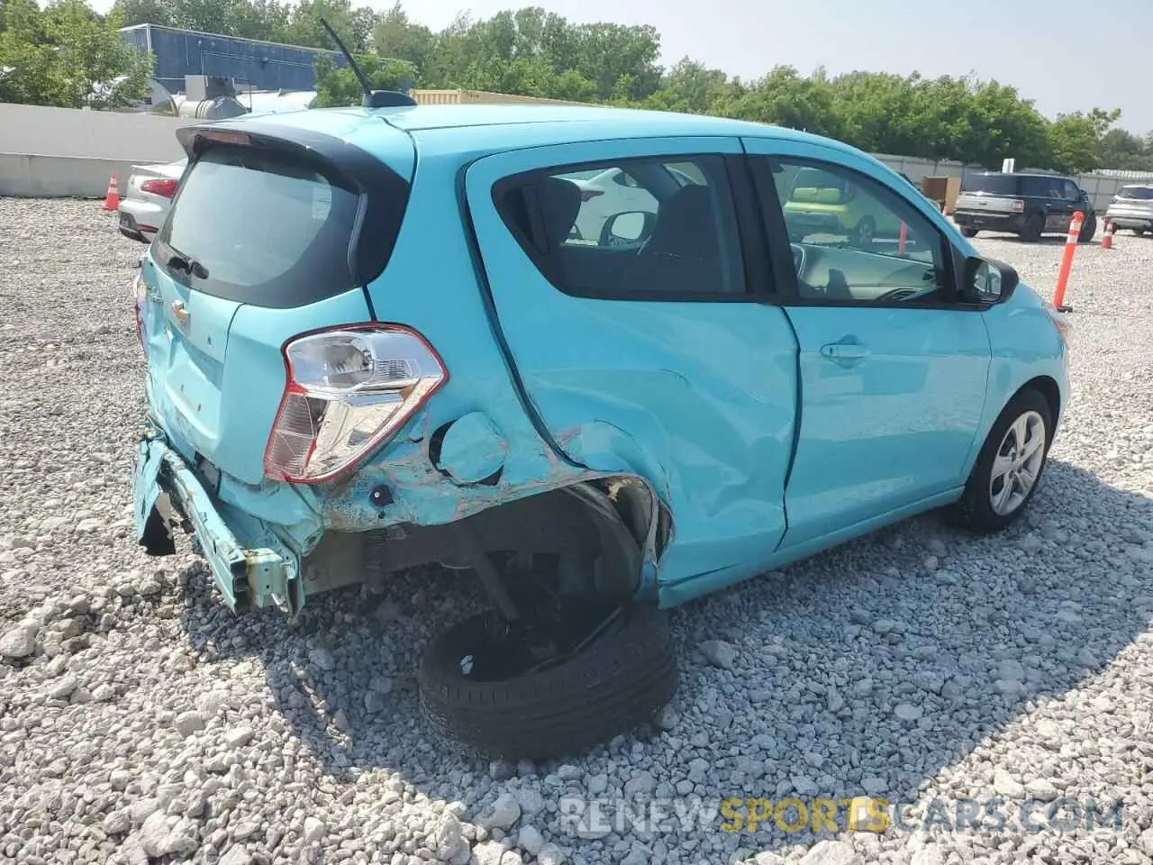 3 Photograph of a damaged car KL8CB6SA7MC742957 CHEVROLET SPARK 2021